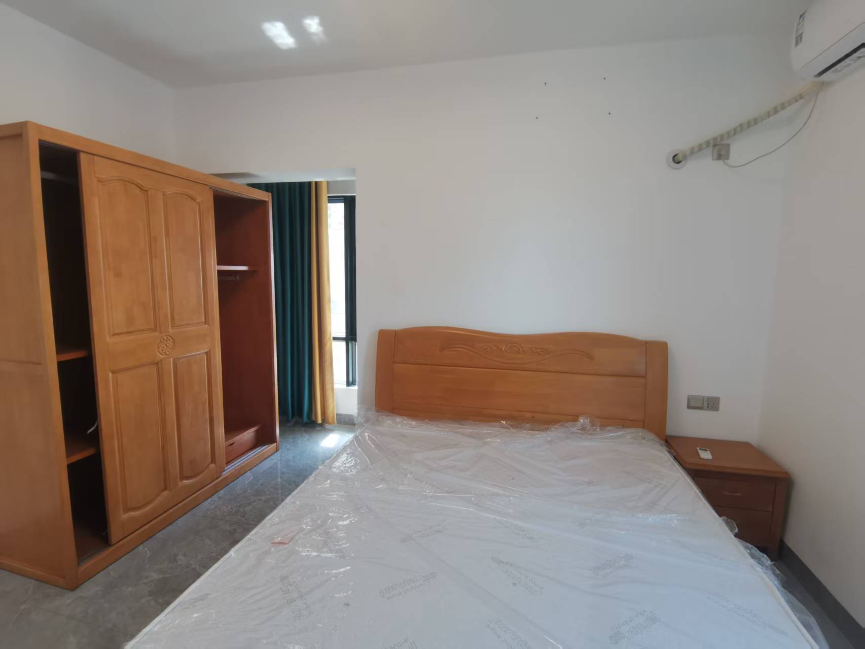 万景峰一期  3室2厅2卫    2300.0元/月 万景峰一期  3室2厅2卫    2300.0元/月室内图