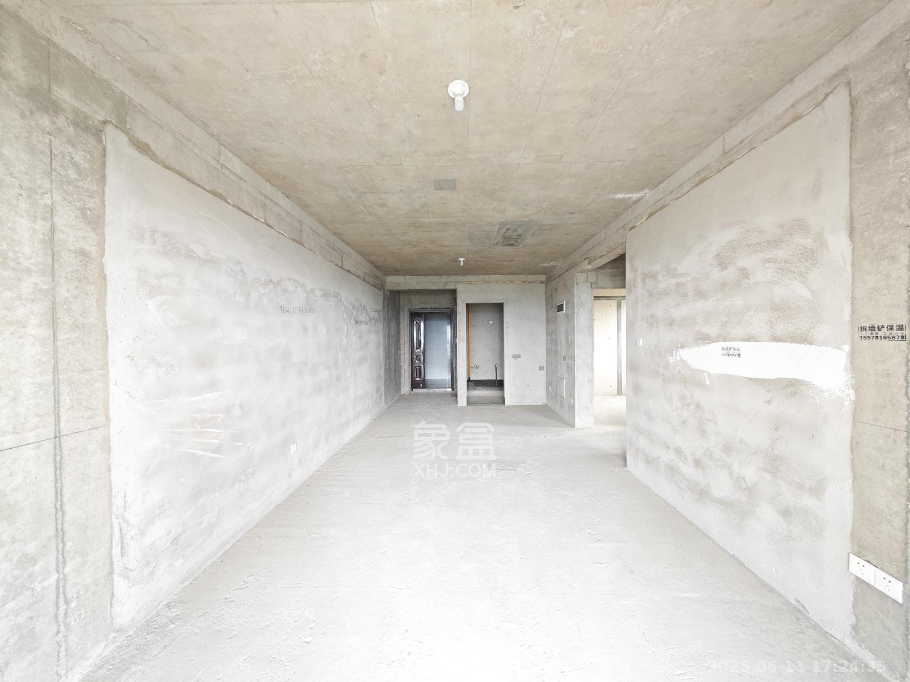 星发东宸花园 2室1厅1卫 48.0万 星发东宸花园 2室1厅1卫 48.0万客厅