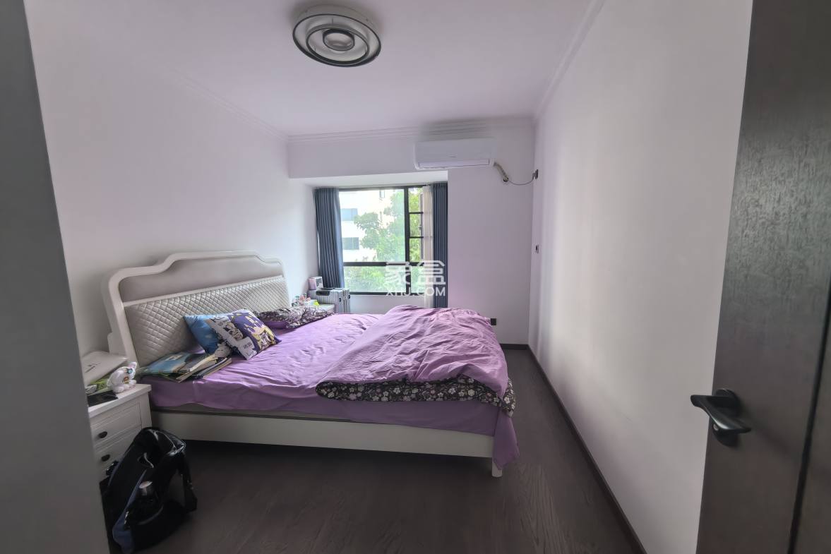 东岳新外滩 3室2厅2卫 2800.0元/月 东岳新外滩 3室2厅2卫 2800.0元/月室内图