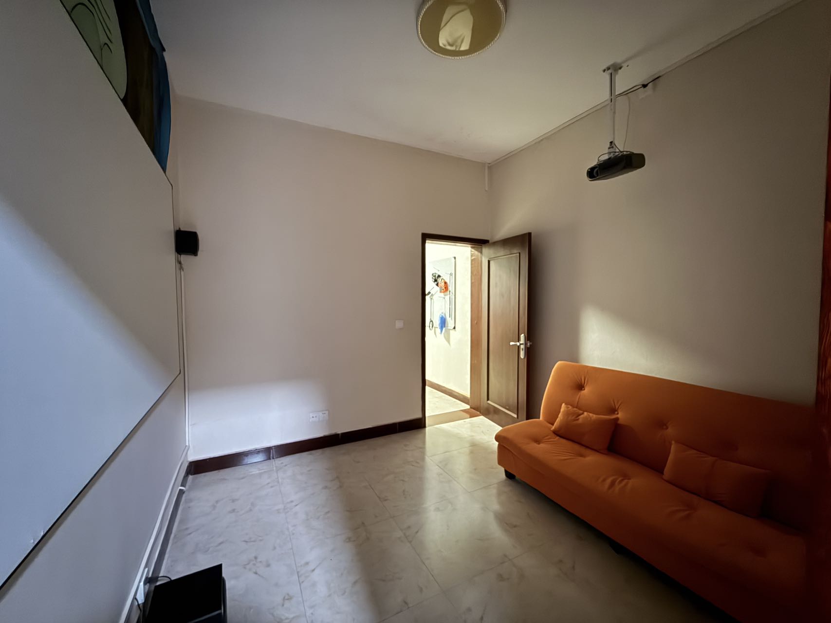 怡和花园别墅 10室2厅5卫 15000.0元/月 怡和花园别墅 10室2厅5卫 15000.0元/月室内图