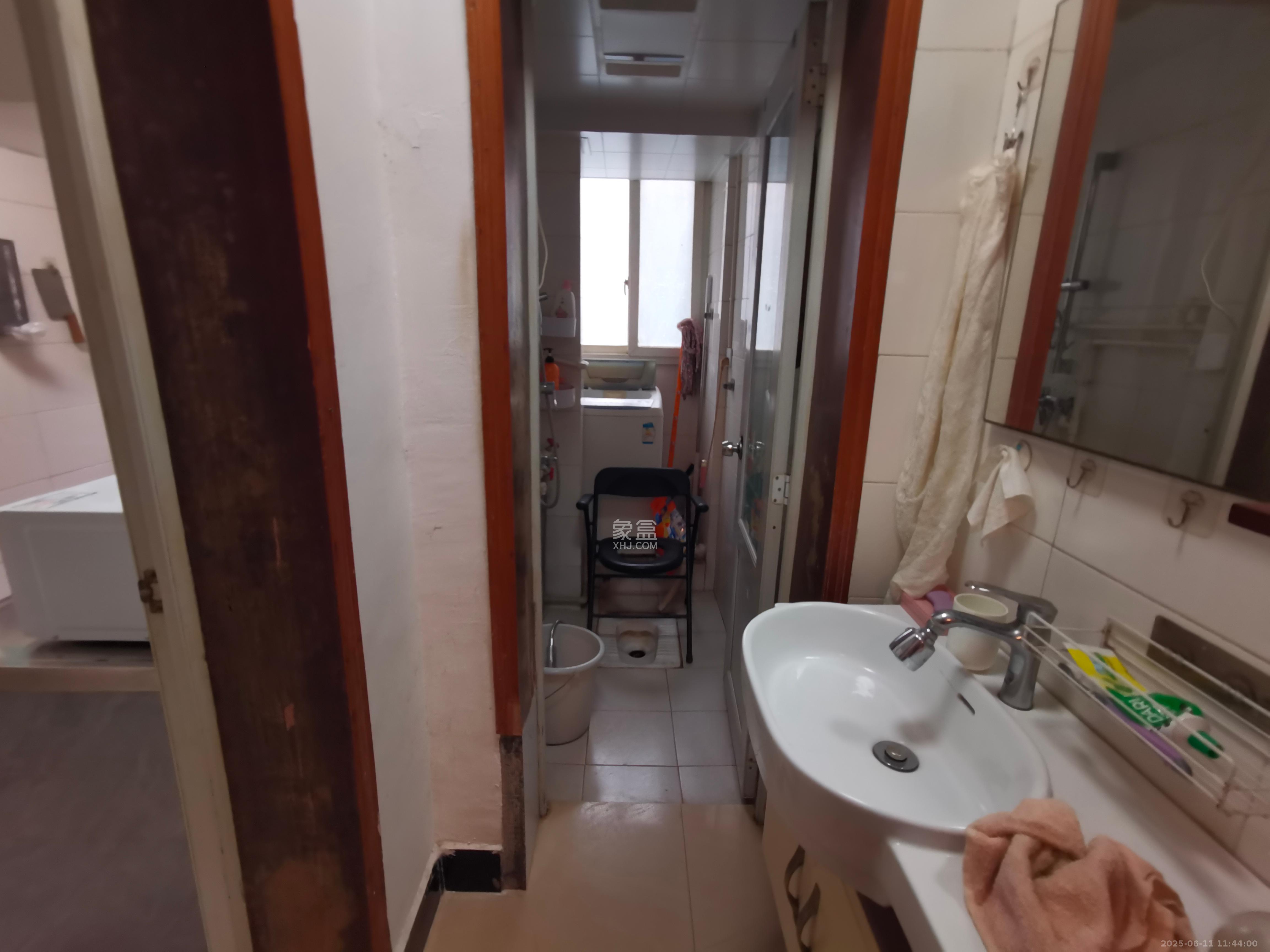 高桥火焰市场  2室1厅1卫    1800.0元/月室内图