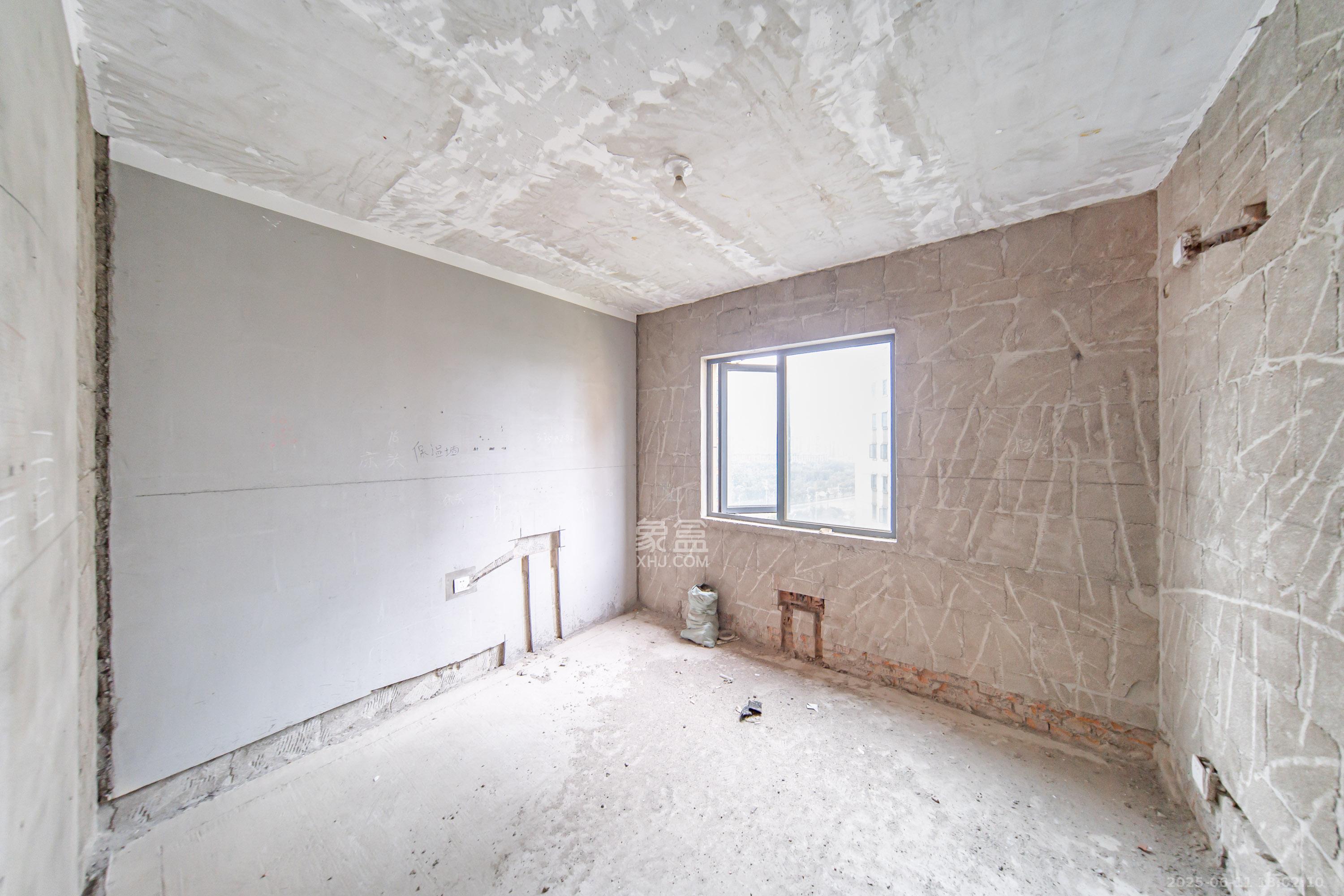 湘熙水郡(观澜海赋家园) 1室0厅0卫 155.0万 湘熙水郡(观澜海赋家园) 1室0厅0卫 155.0万卧室