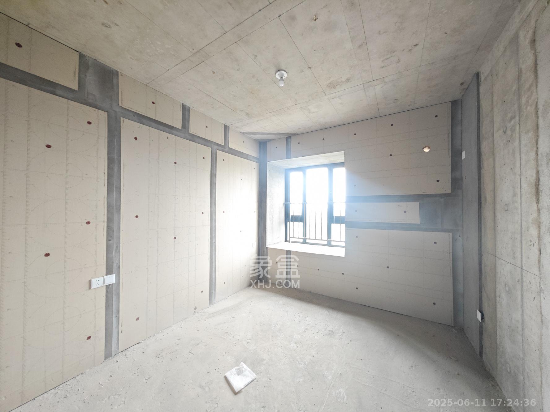 星发东宸花园 2室1厅1卫 48.0万 星发东宸花园 2室1厅1卫 48.0万卧室