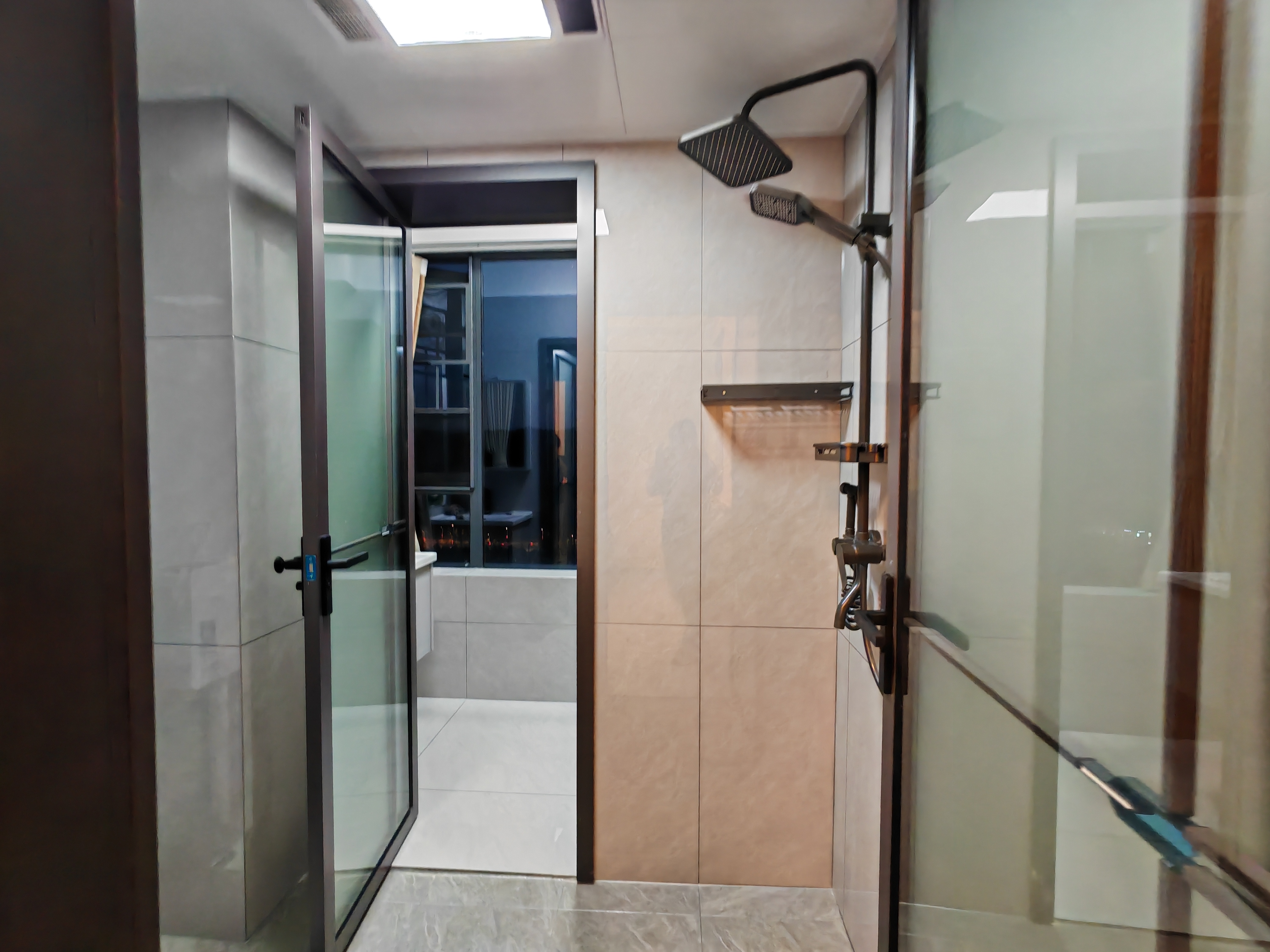 中建凤栖台 1室1厅1卫 1500.0元/月 中建凤栖台 1室1厅1卫 1500.0元/月室内图