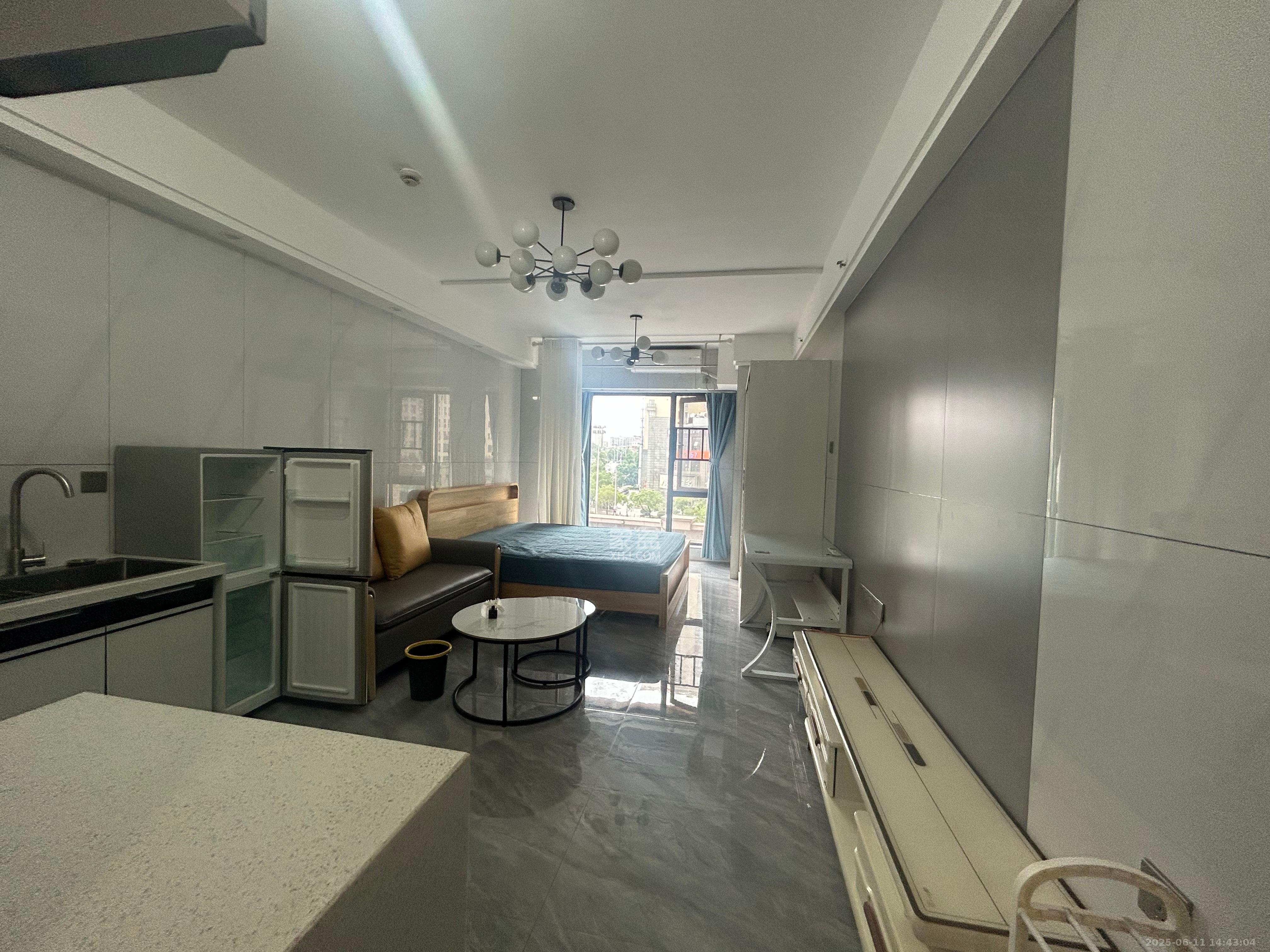 鑫远御文台一期 1室0厅0卫 1700.0元/月 鑫远御文台一期 1室0厅0卫 1700.0元/月室内图