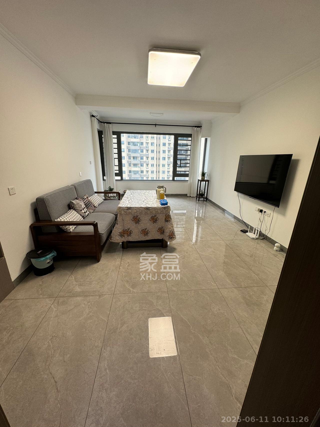 长房云时代  3室2厅2卫    3500.0元/月 长房云时代  3室2厅2卫    3500.0元/月室内图