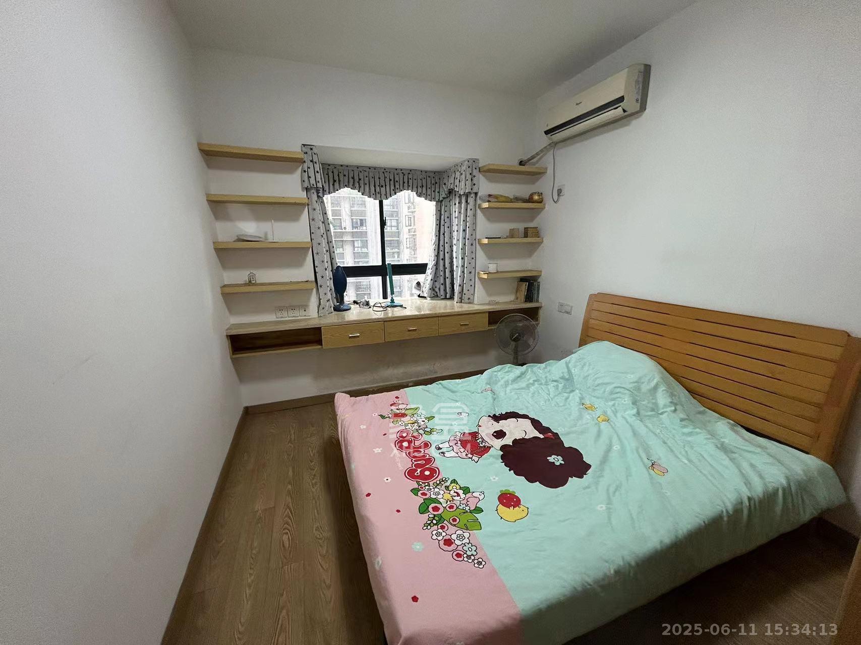 曙光领峰(曙光家园)  3室2厅1卫    3300.0元/月 曙光领峰(曙光家园)  3室2厅1卫    3300.0元/月室内图