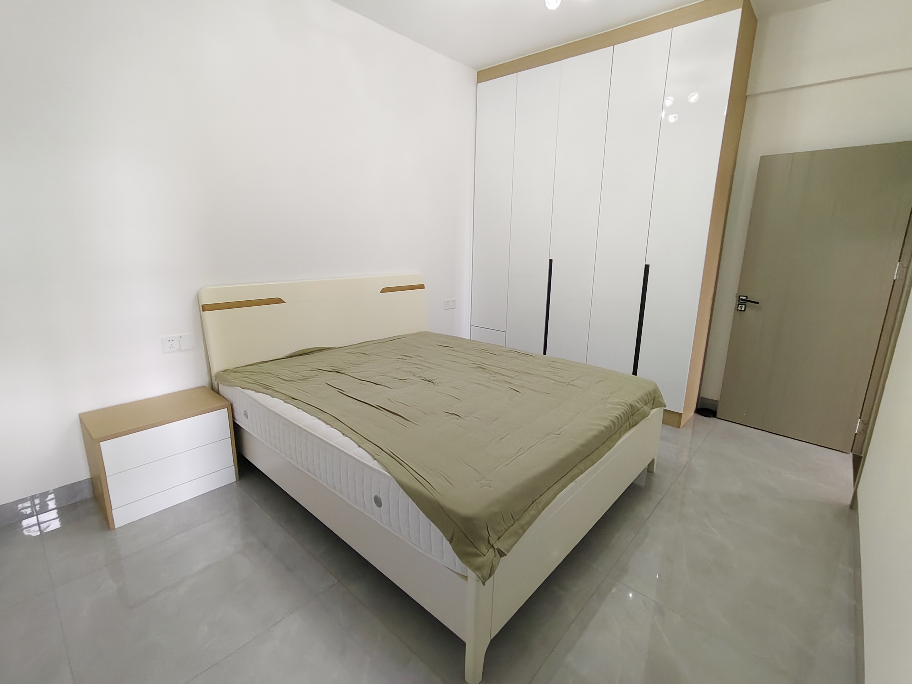 华润中心  3室2厅1卫   5800.00元/月室内图