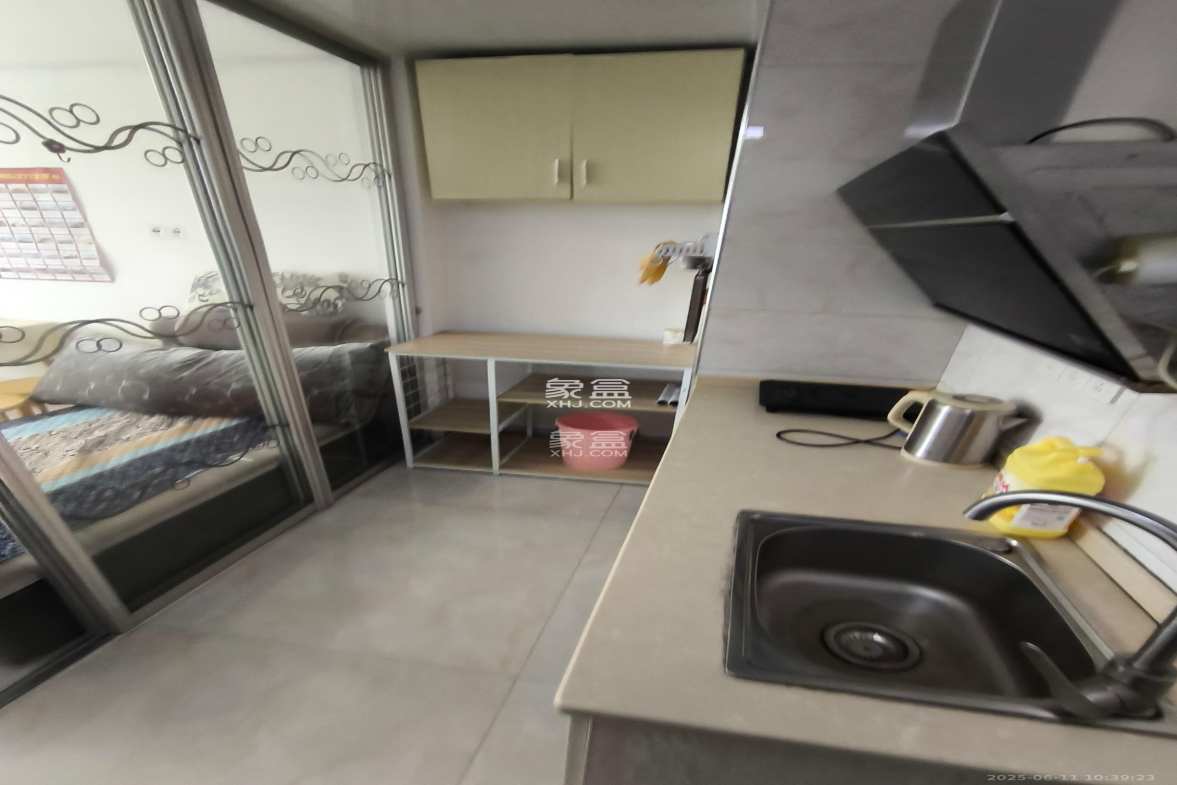 鑫远熙山 1室1厅1卫 1400.0元/月 鑫远熙山 1室1厅1卫 1400.0元/月室内图