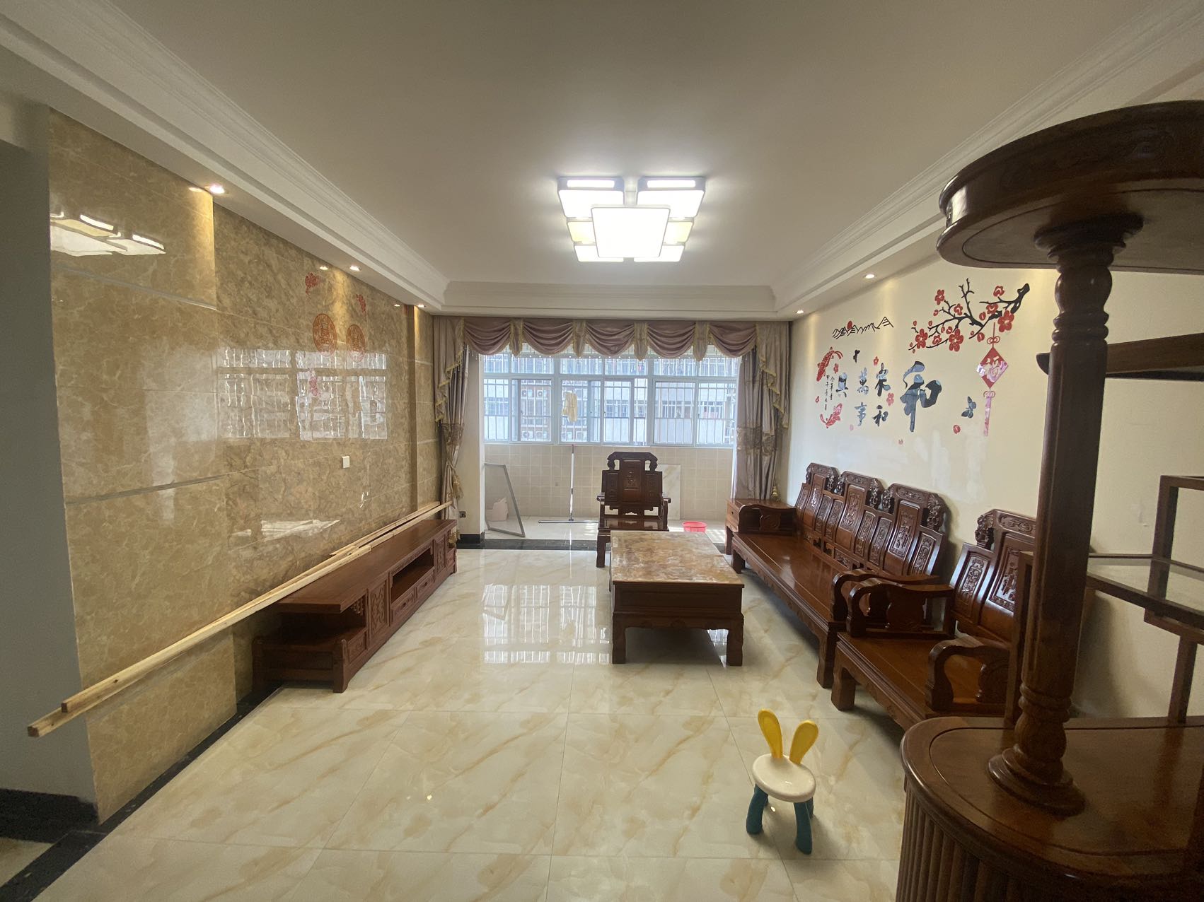 学苑公寓 3室2厅2卫 2700.0元/月 学苑公寓 3室2厅2卫 2700.0元/月室内图