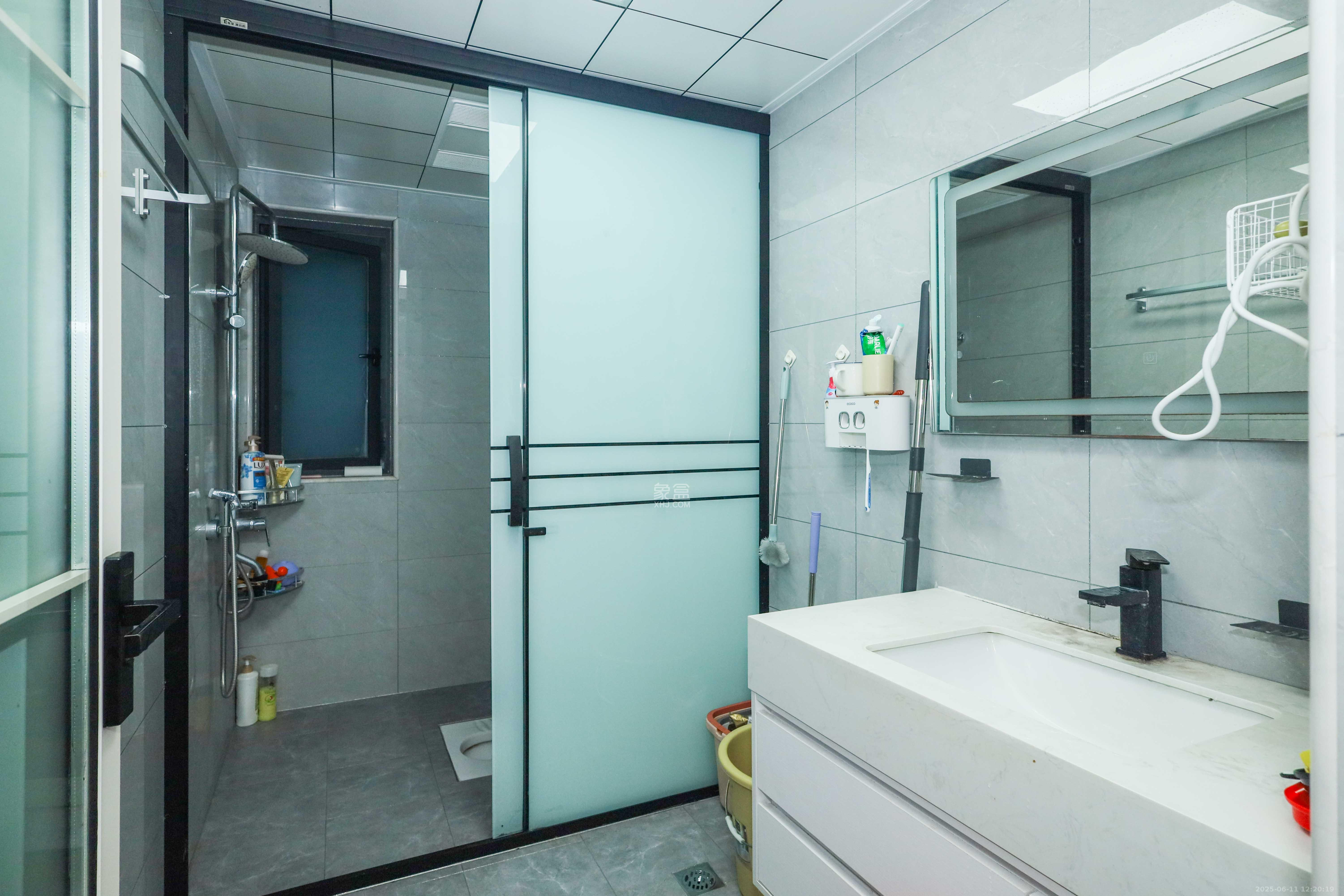 山水梅溪雅郡 3室2厅1卫 95.0万 山水梅溪雅郡 3室2厅1卫 95.0万卫生间