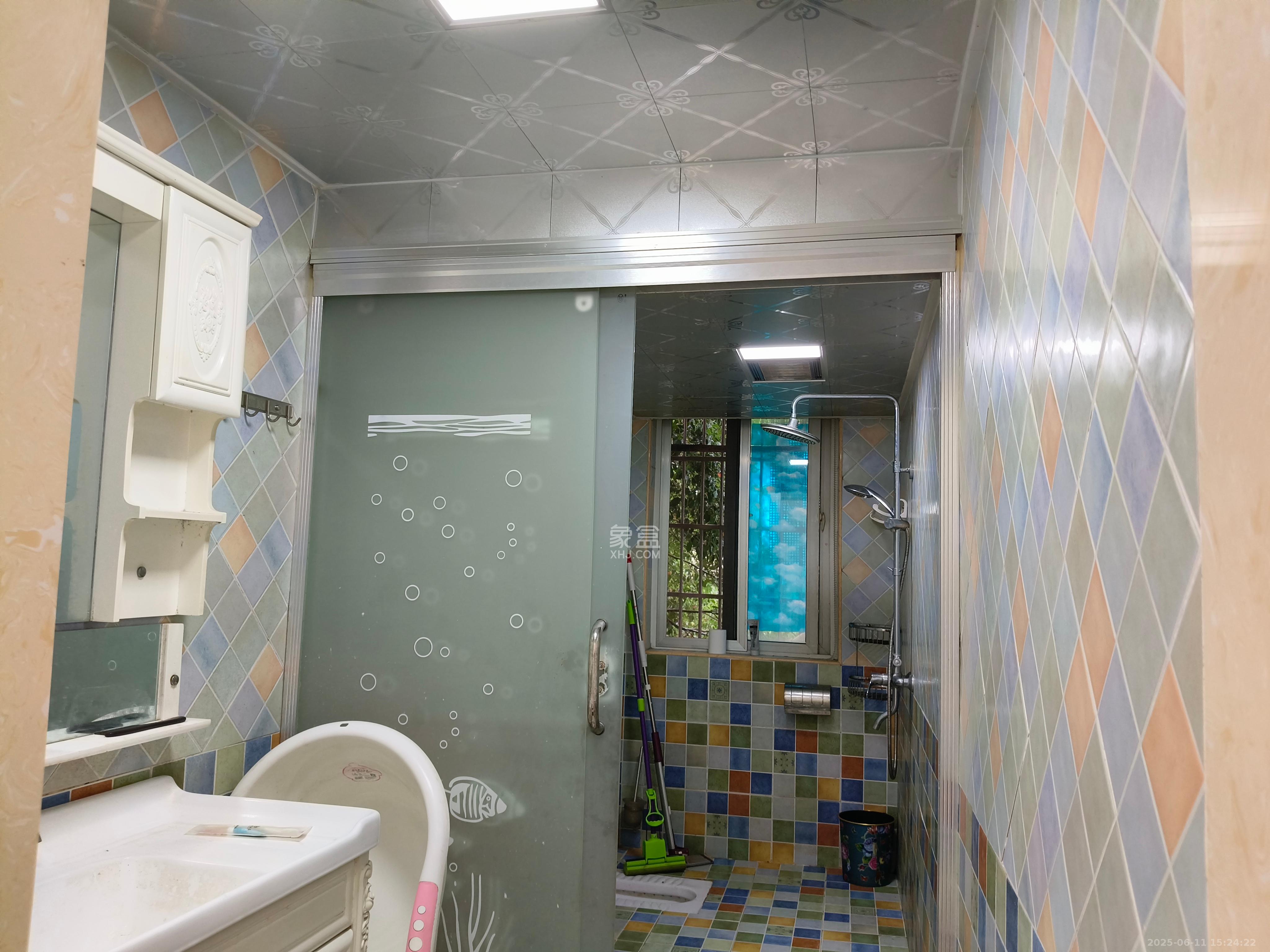 方略学府佳境 4室2厅2卫 2300.0元/月 方略学府佳境 4室2厅2卫 2300.0元/月室内图