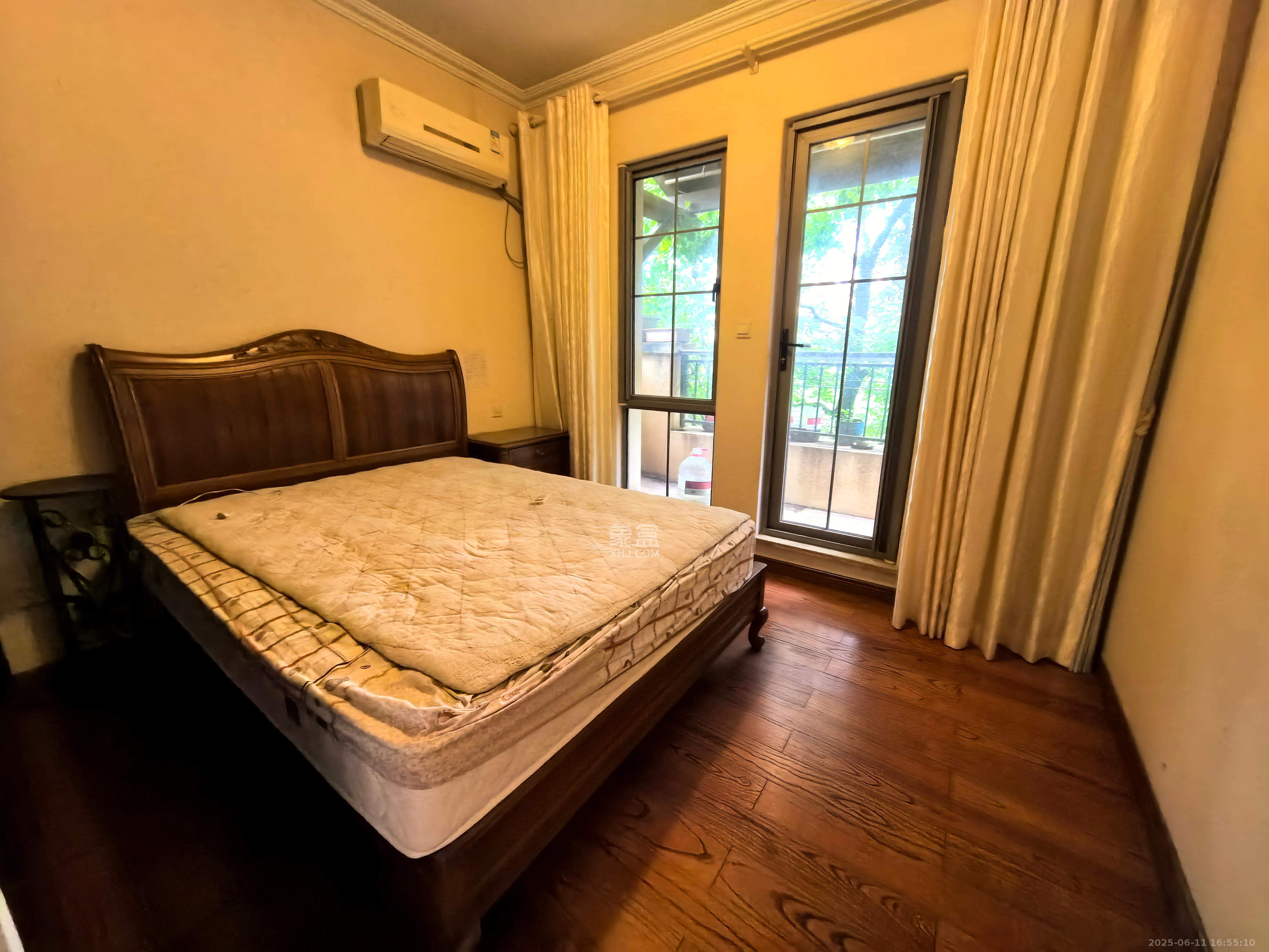 托斯卡纳洋房高层 4室1厅2卫 5500.0元/月 托斯卡纳洋房高层 4室1厅2卫 5500.0元/月室内图