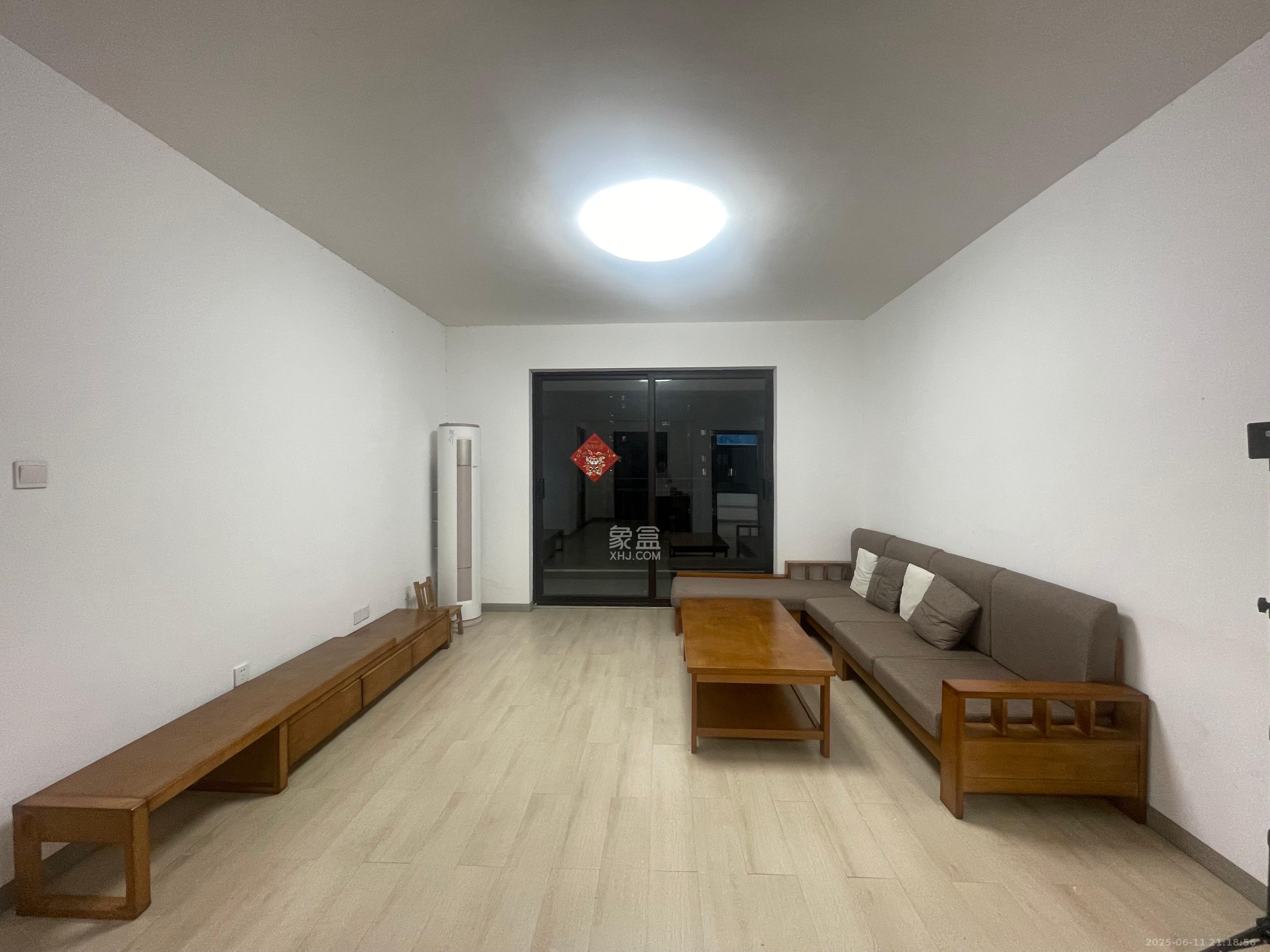 中国铁建梅溪青秀三期 4室2厅2卫 3200.0元/月 中国铁建梅溪青秀三期 4室2厅2卫 3200.0元/月室内图