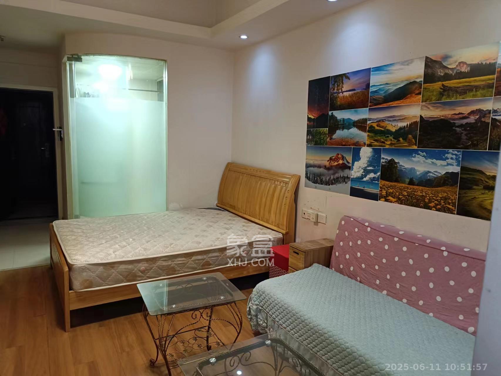 水岸世景  1室1厅1卫   900.00元/月室内图