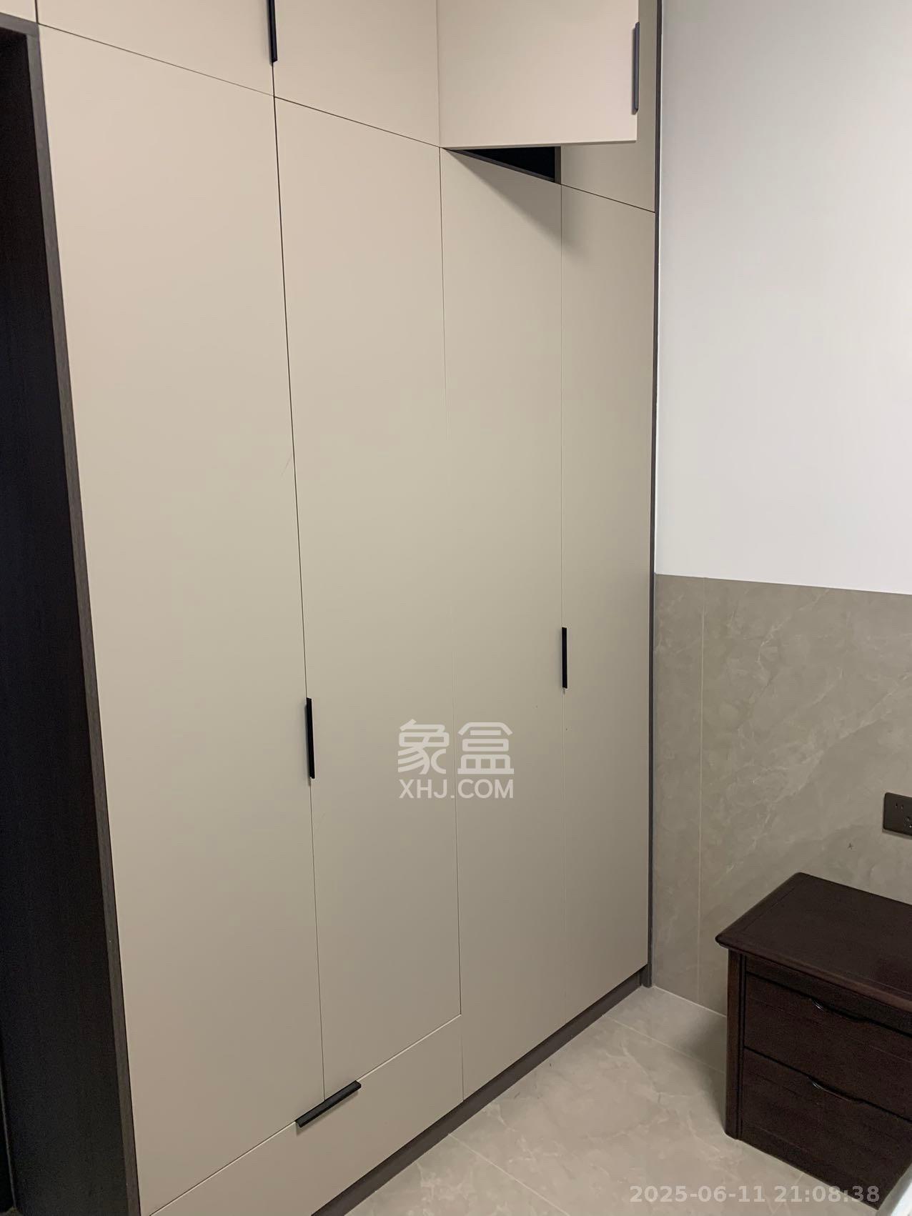 石岭小区A区  1室1厅1卫   900.00元/月室内图