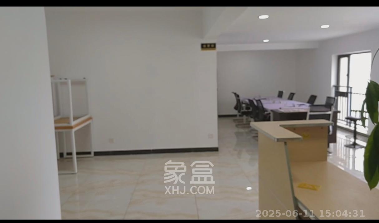 星大峰汇商务楼 1室1厅1卫 3600.0元/月 星大峰汇商务楼 1室1厅1卫 3600.0元/月室内图