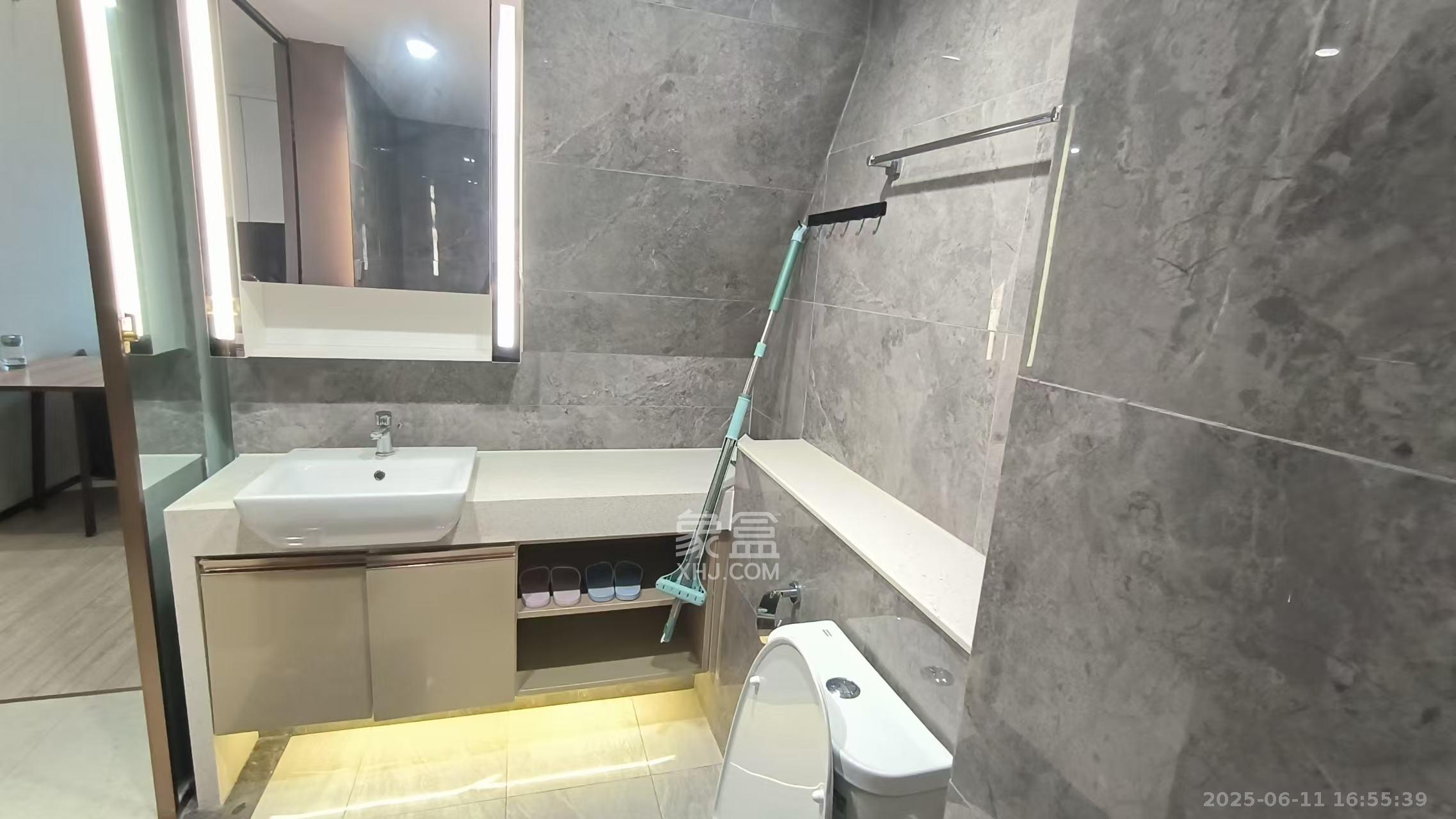华远华时代  2室1厅1卫    2800.0元/月室内图