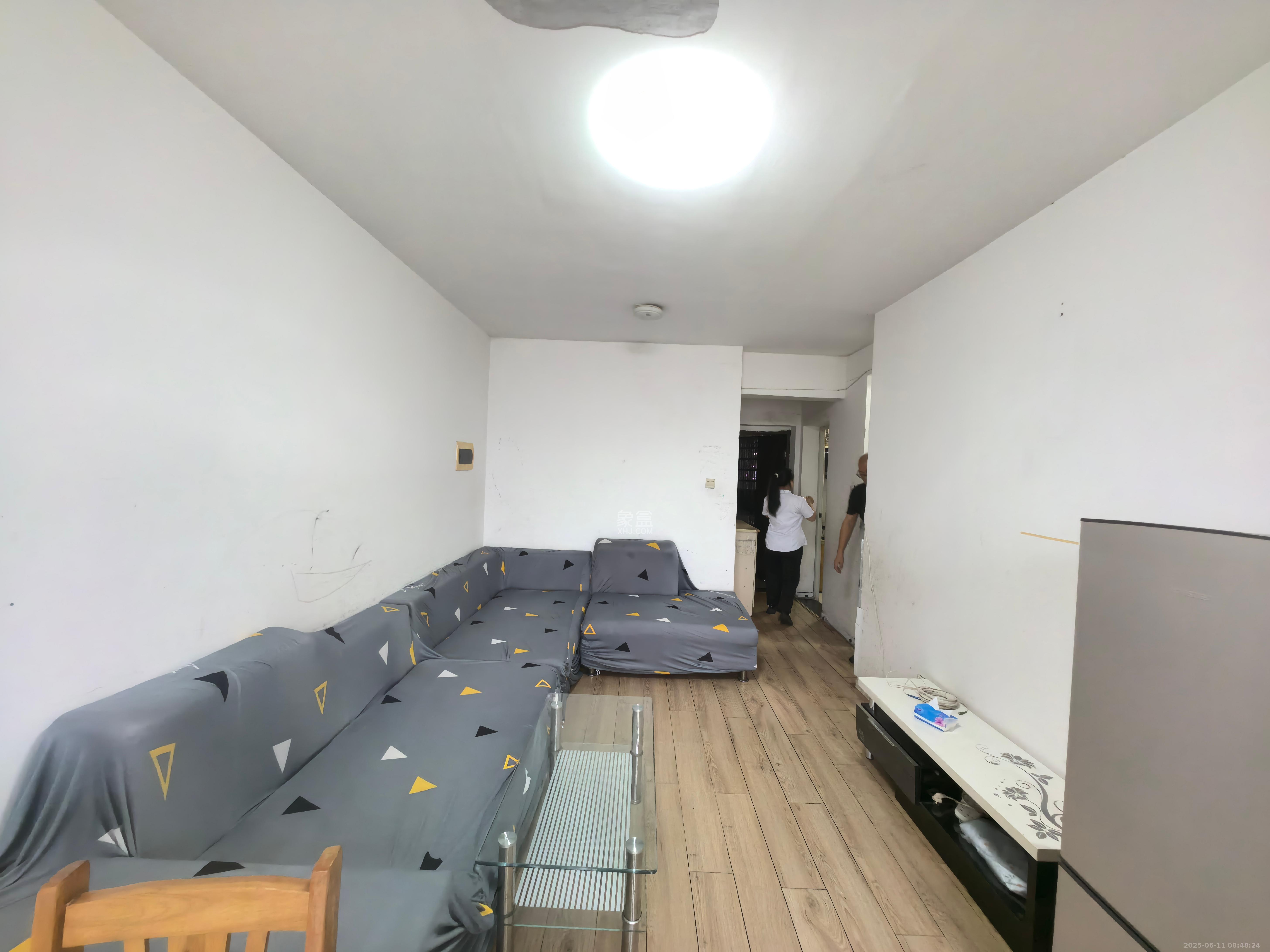 晨兴家园  2室1厅1卫   2000.00元/月