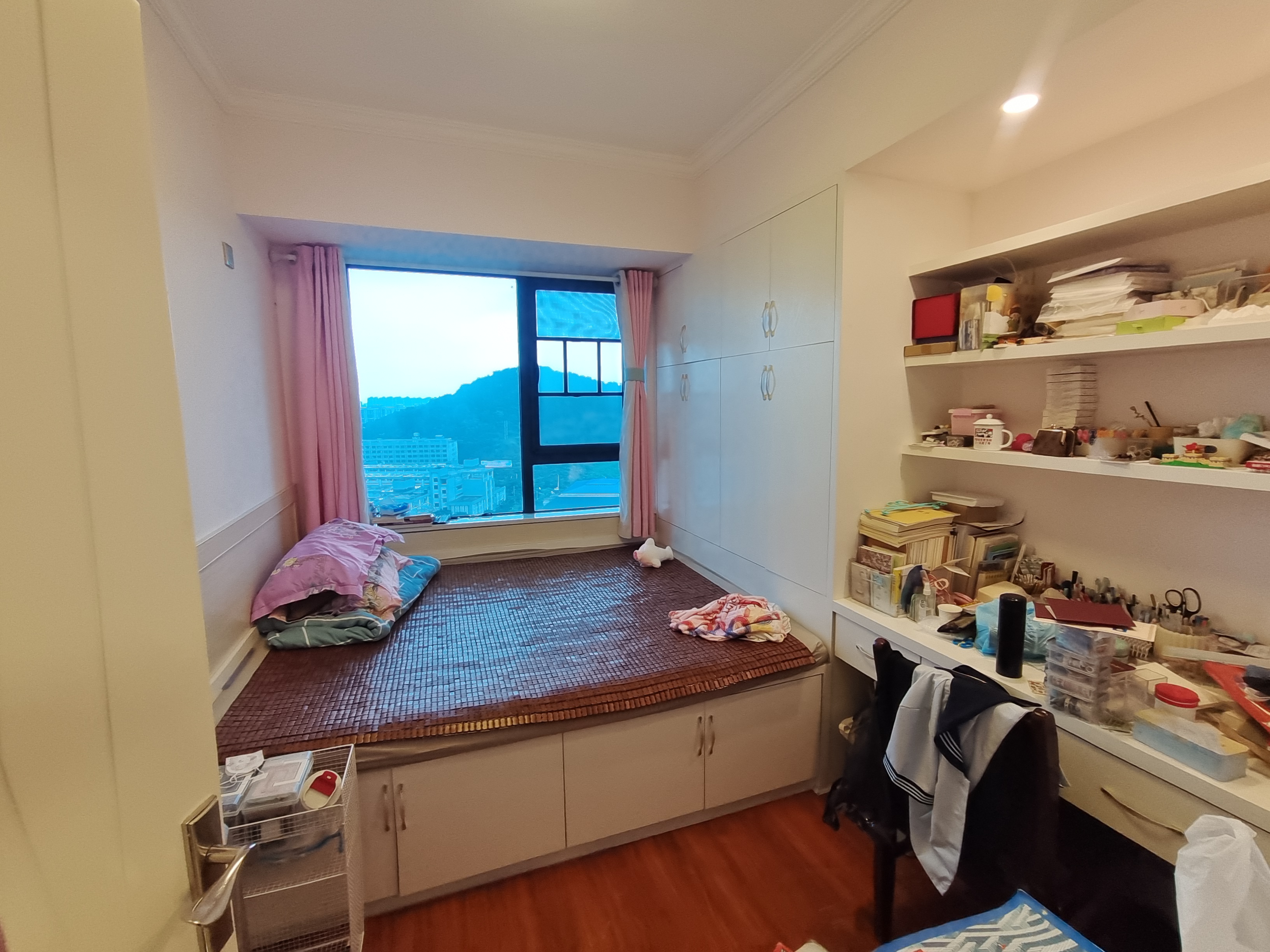 百弘学府城  3室2厅2卫    1680.0元/月 百弘学府城  3室2厅2卫    1680.0元/月室内图