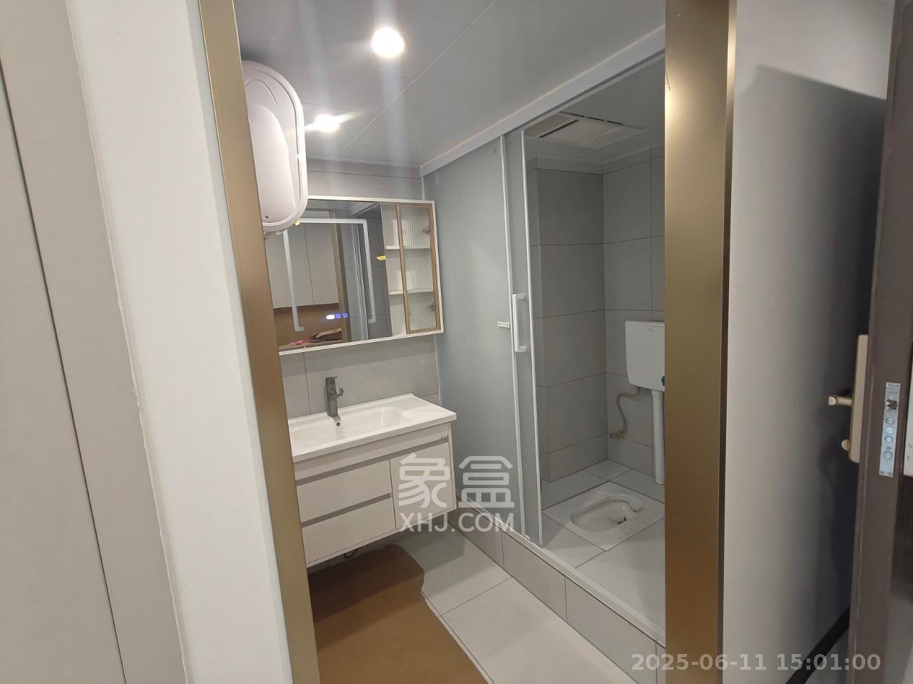 卓越伊景寓  2室1厅1卫   2300.00元/月