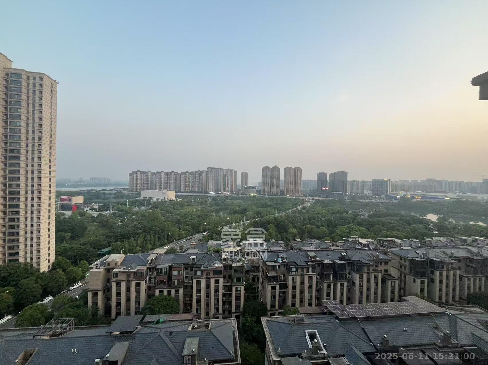 北大资源理想家园  4室2厅2卫   3500.00元/月室内图