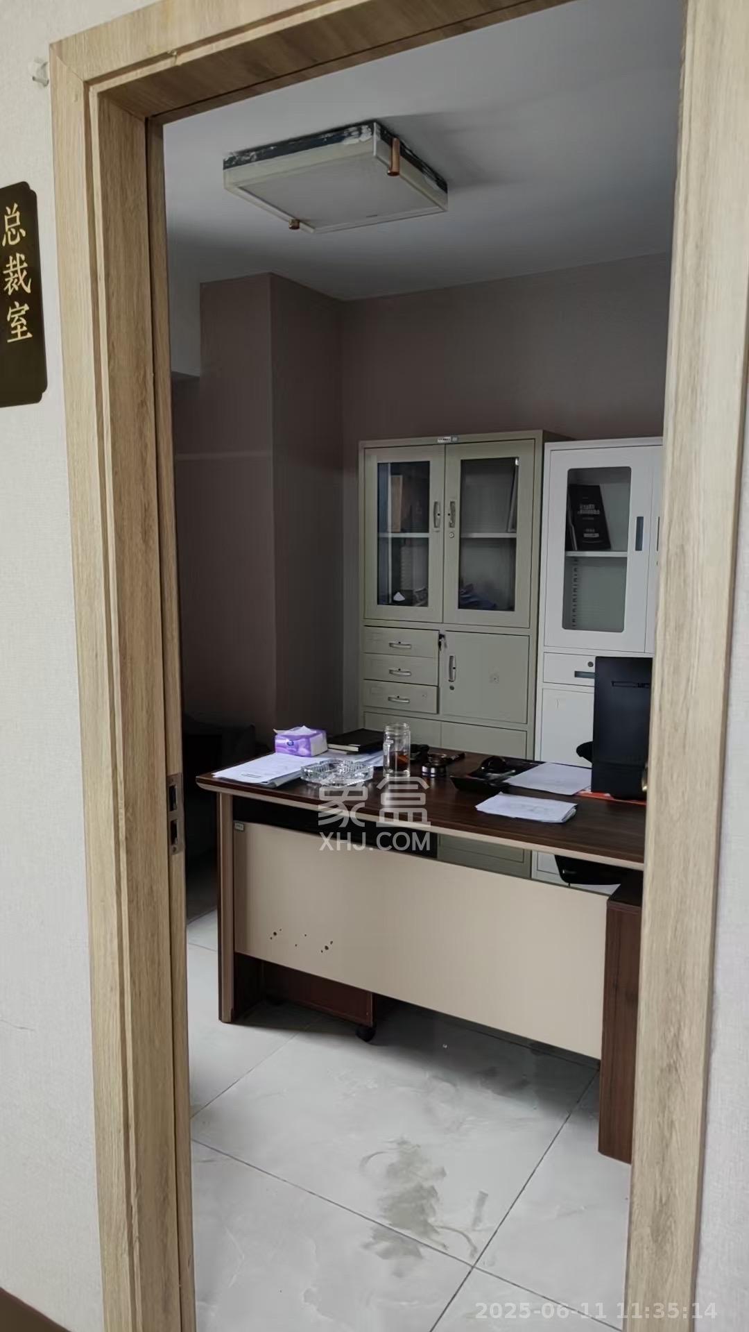 东方芙蓉 1室1厅1卫 5000.0元/月 东方芙蓉 1室1厅1卫 5000.0元/月室内图