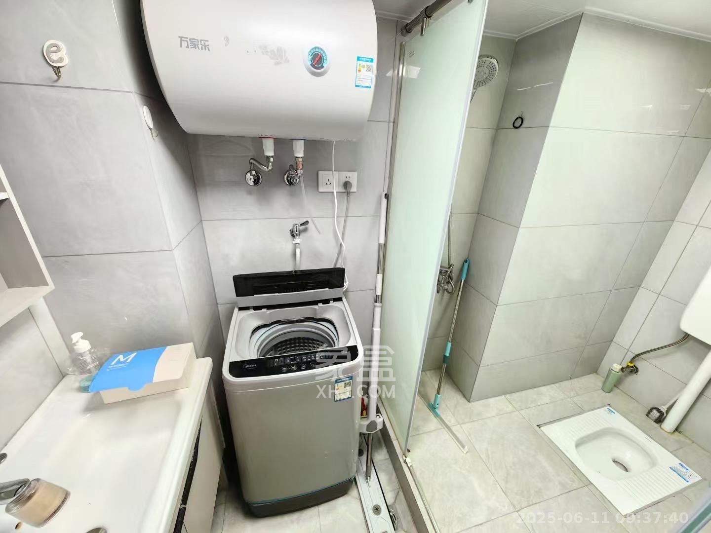 中海阅溪府  2室1厅1卫   2200.00元/月室内图
