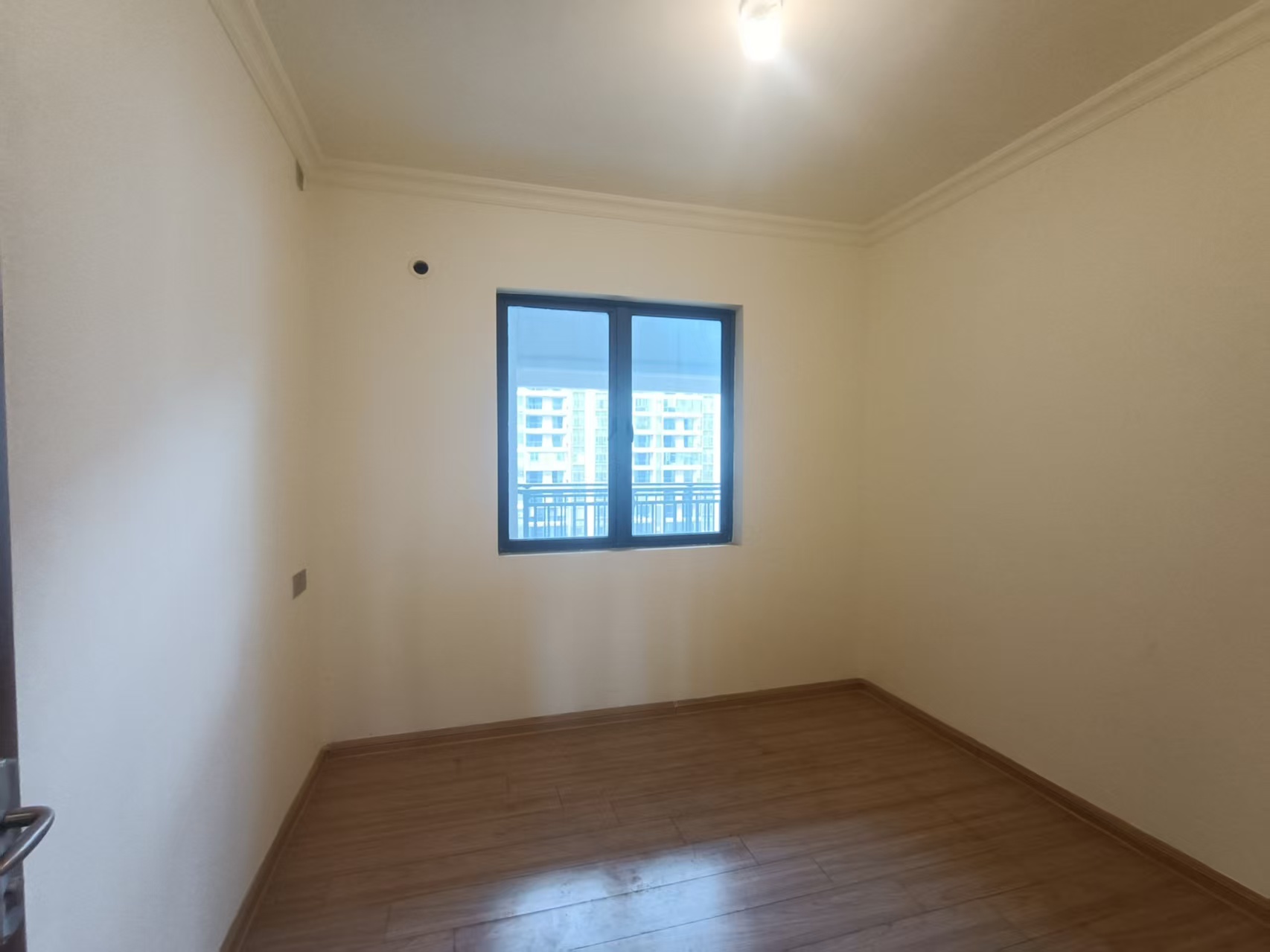 碧桂园梓山府 3室2厅2卫 1700.0元/月 碧桂园梓山府 3室2厅2卫 1700.0元/月室内图