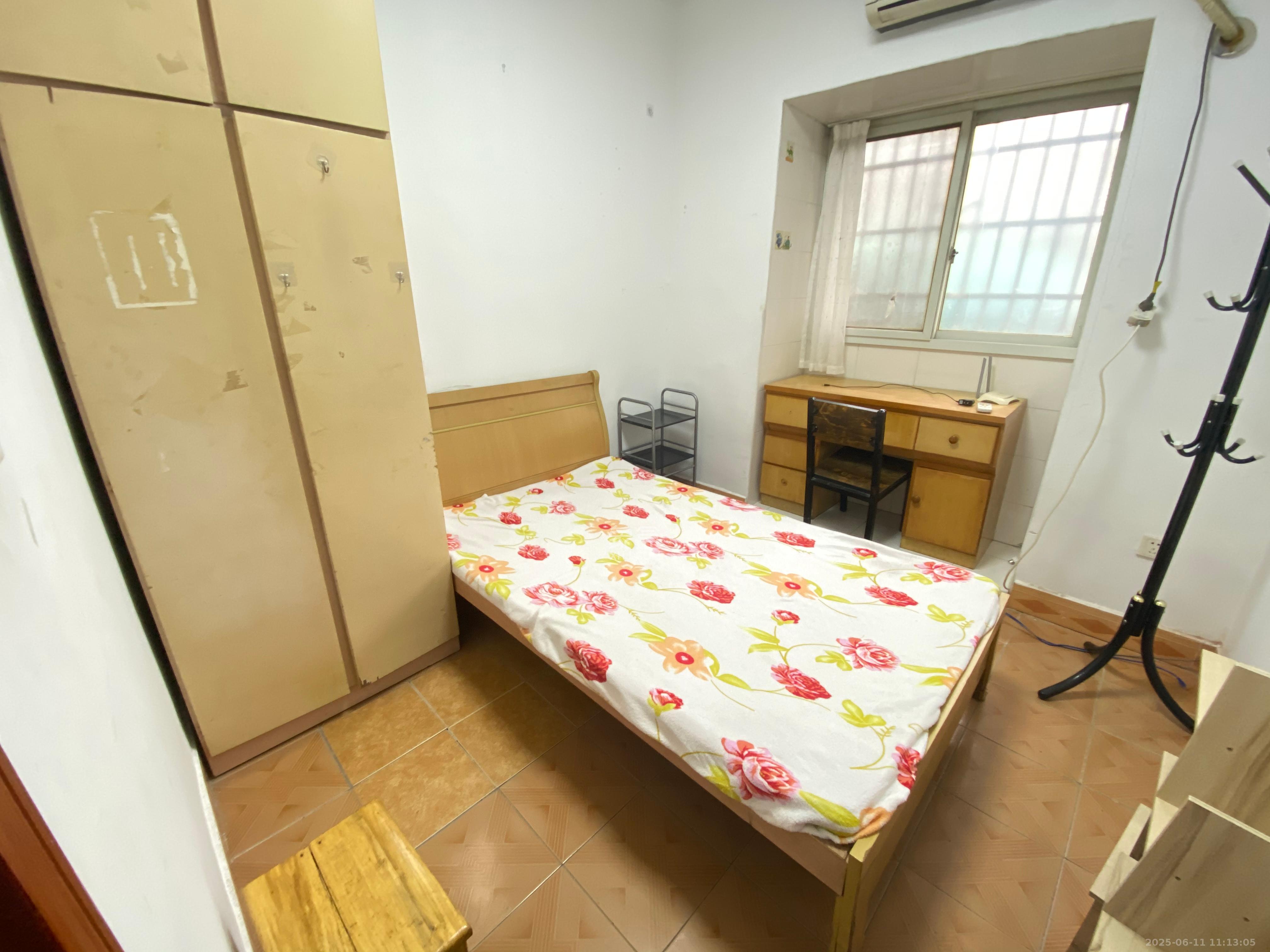 燕果塘  2室1厅1卫   1600.00元/月室内图