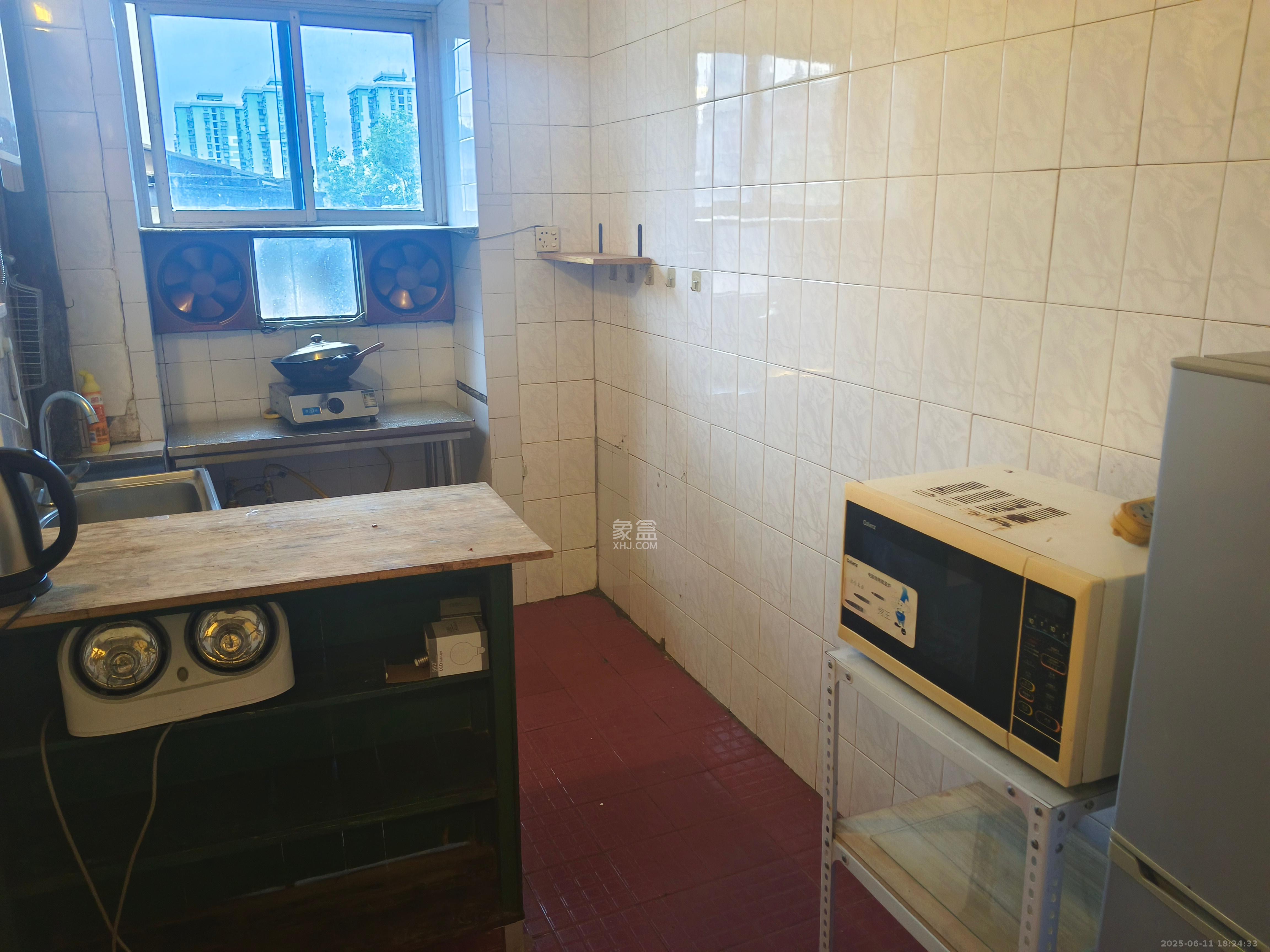 砂子塘社区 2室1厅1卫 1600.0元/月 砂子塘社区 2室1厅1卫 1600.0元/月室内图