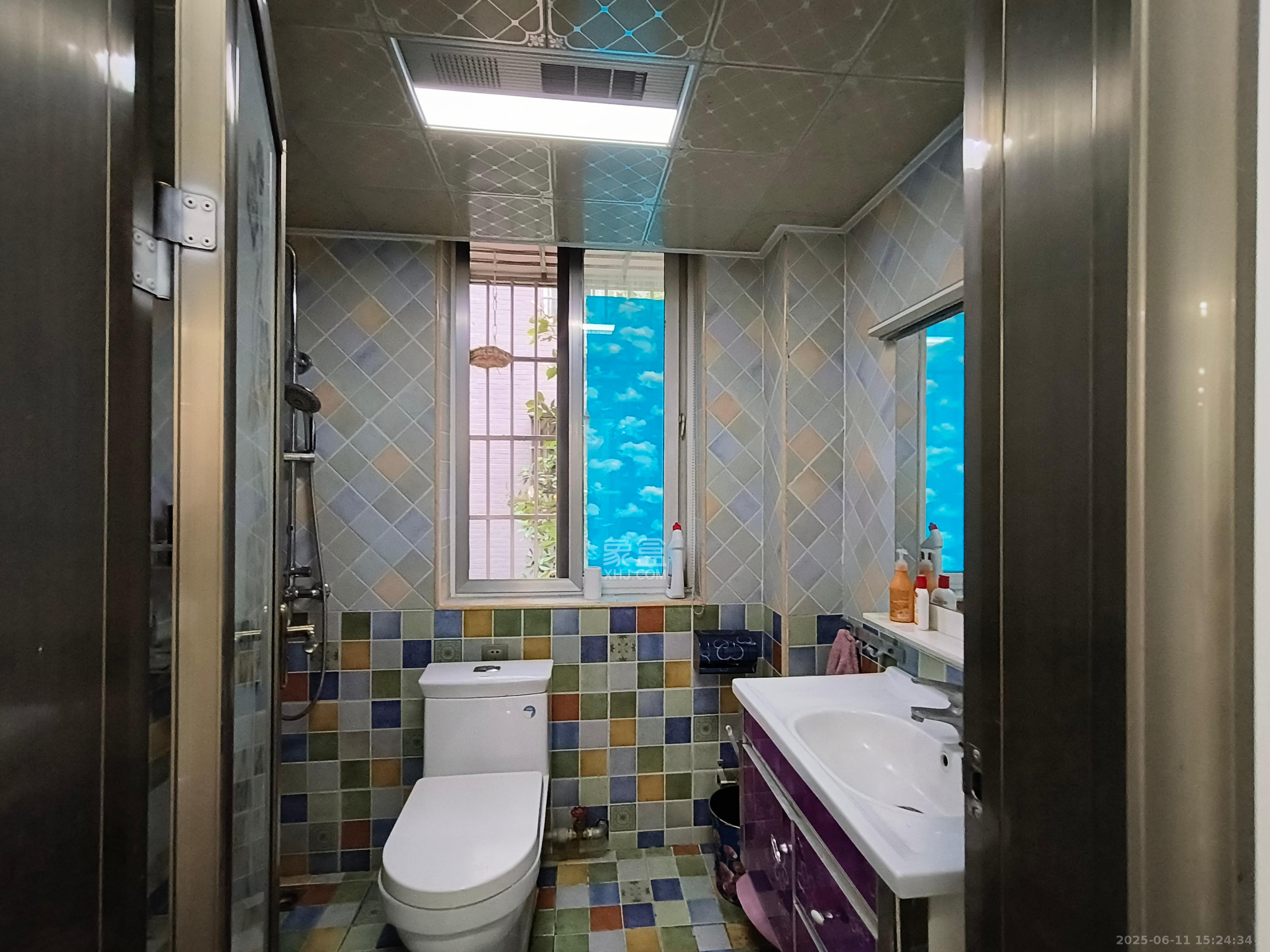 方略学府佳境 4室2厅2卫 2300.0元/月 方略学府佳境 4室2厅2卫 2300.0元/月室内图