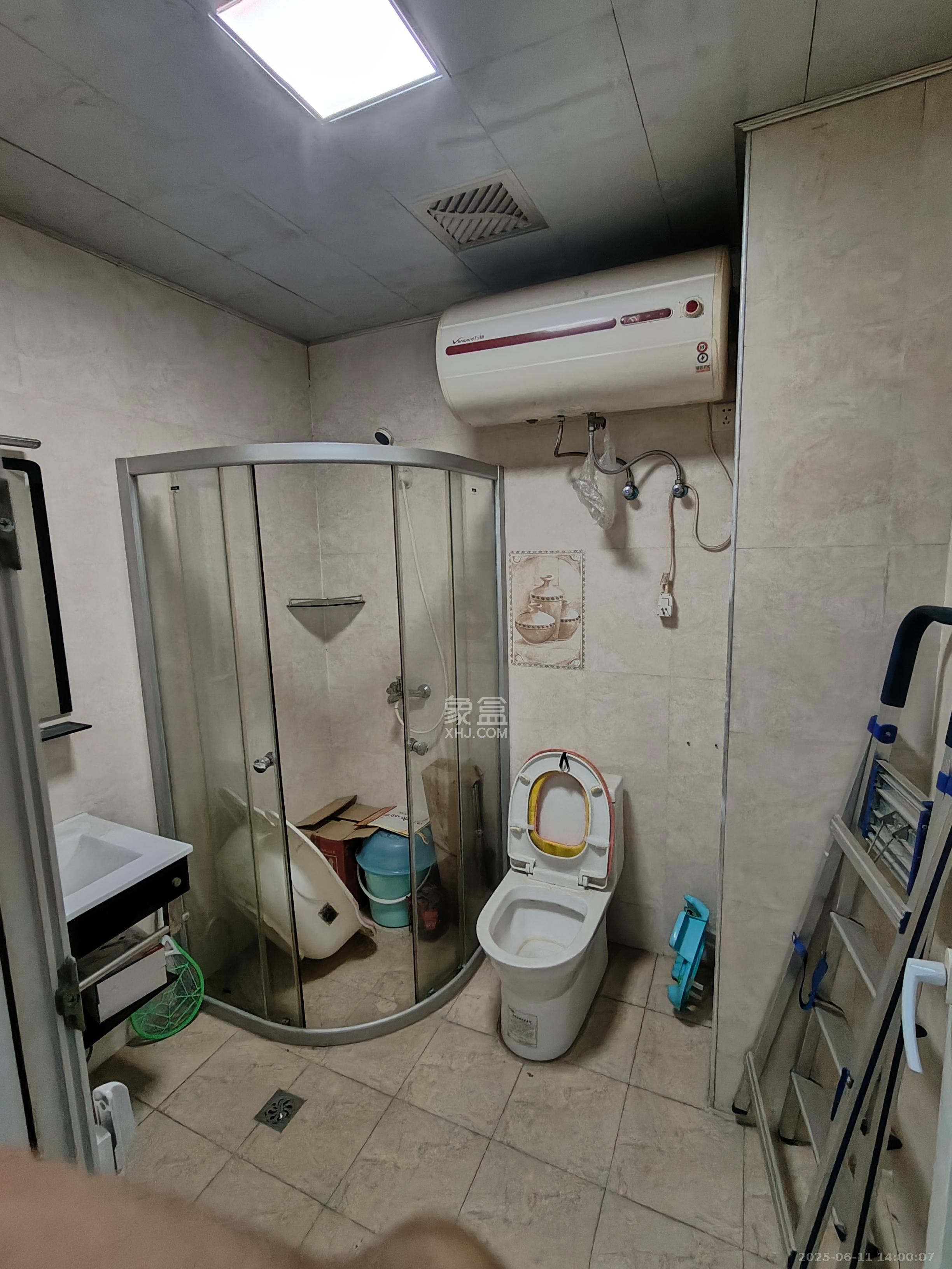 西岸润泽府  4室2厅1卫    3200.0元/月室内图