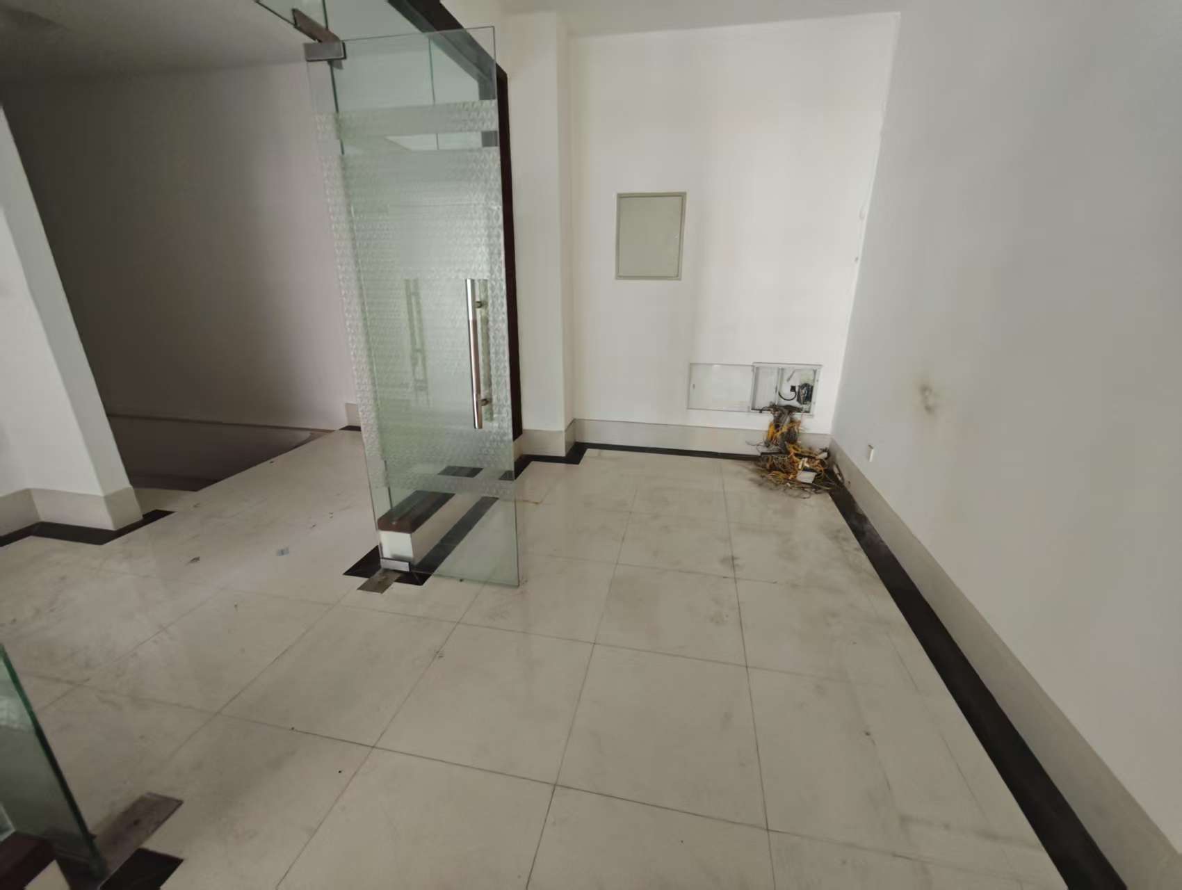 环强御景湾   558.0㎡     33500.00元/月室内图