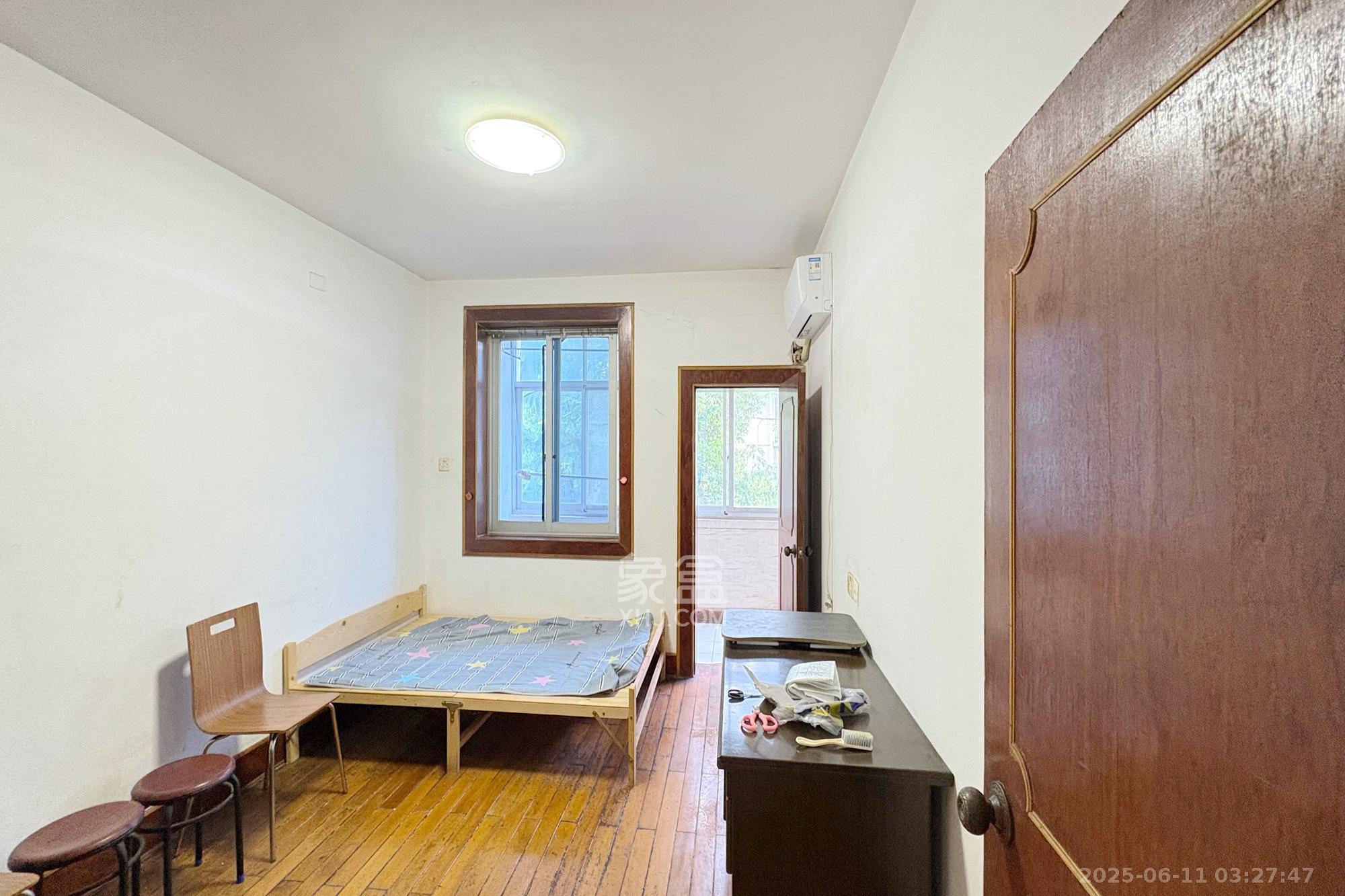 人民新村  2室1厅1卫    35.0万 人民新村  2室1厅1卫    35.0万卧室