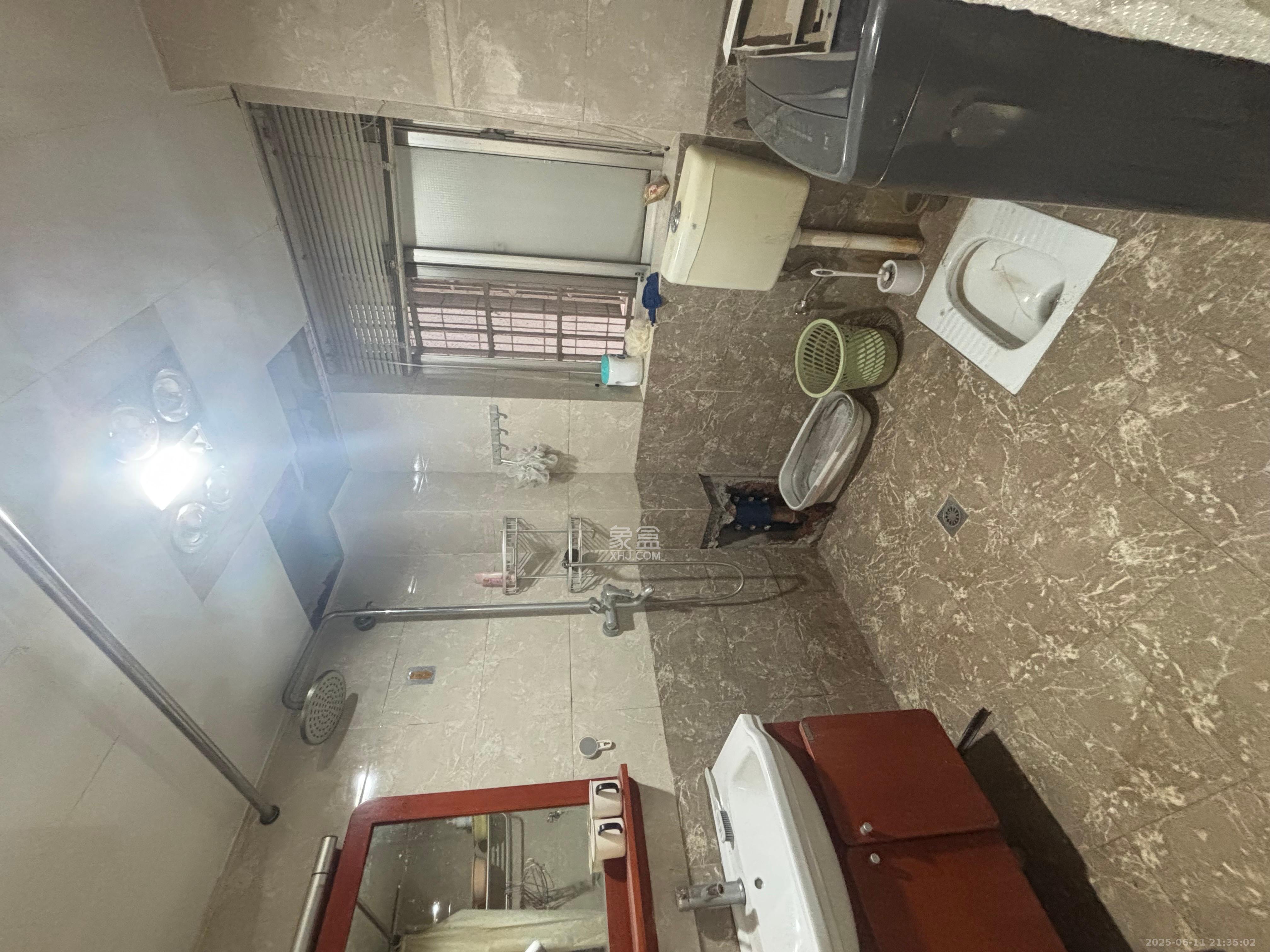 天心大厦 2室1厅1卫 2600.0元/月 天心大厦 2室1厅1卫 2600.0元/月室内图