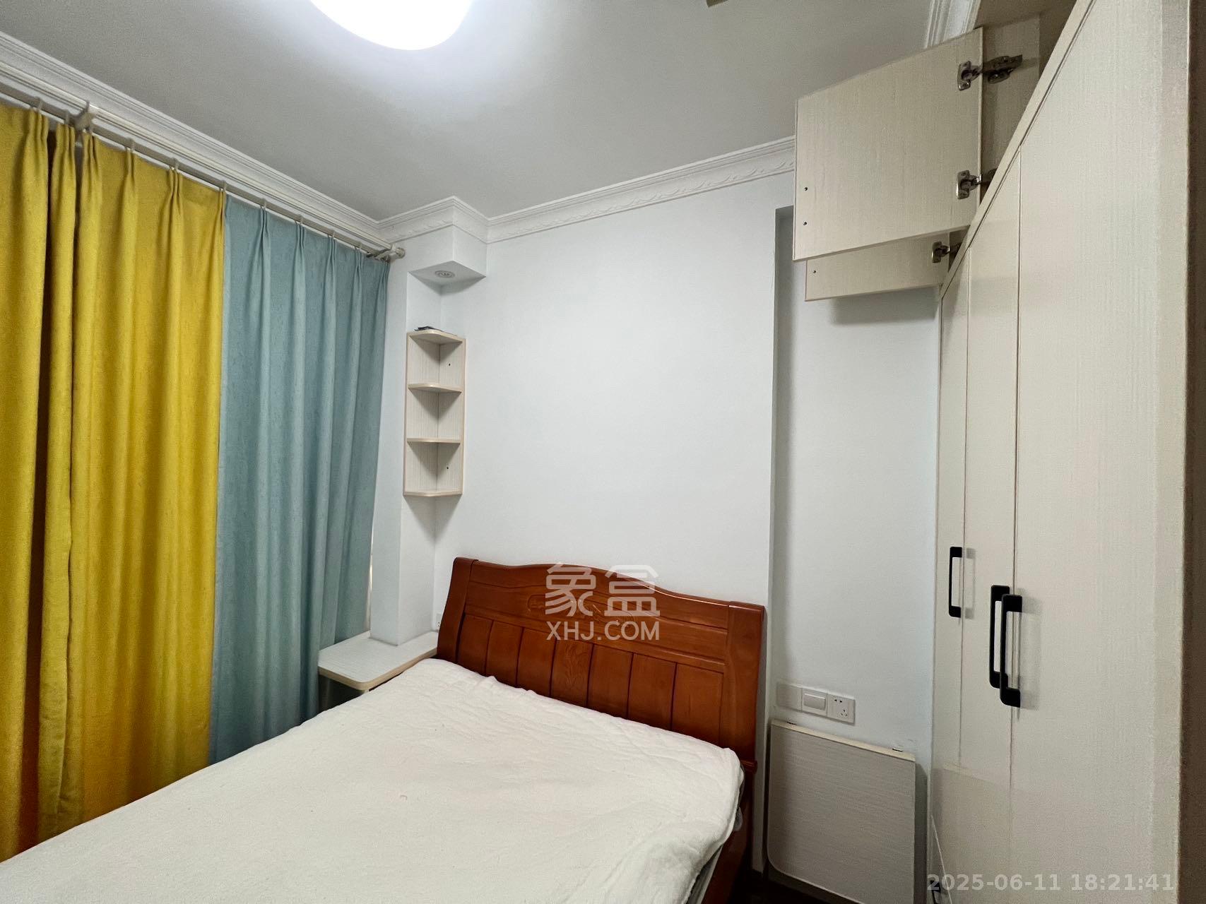 中南红领邦(红星嘉和苑) 2室1厅1卫 2300.0元/月 中南红领邦(红星嘉和苑) 2室1厅1卫 2300.0元/月室内图