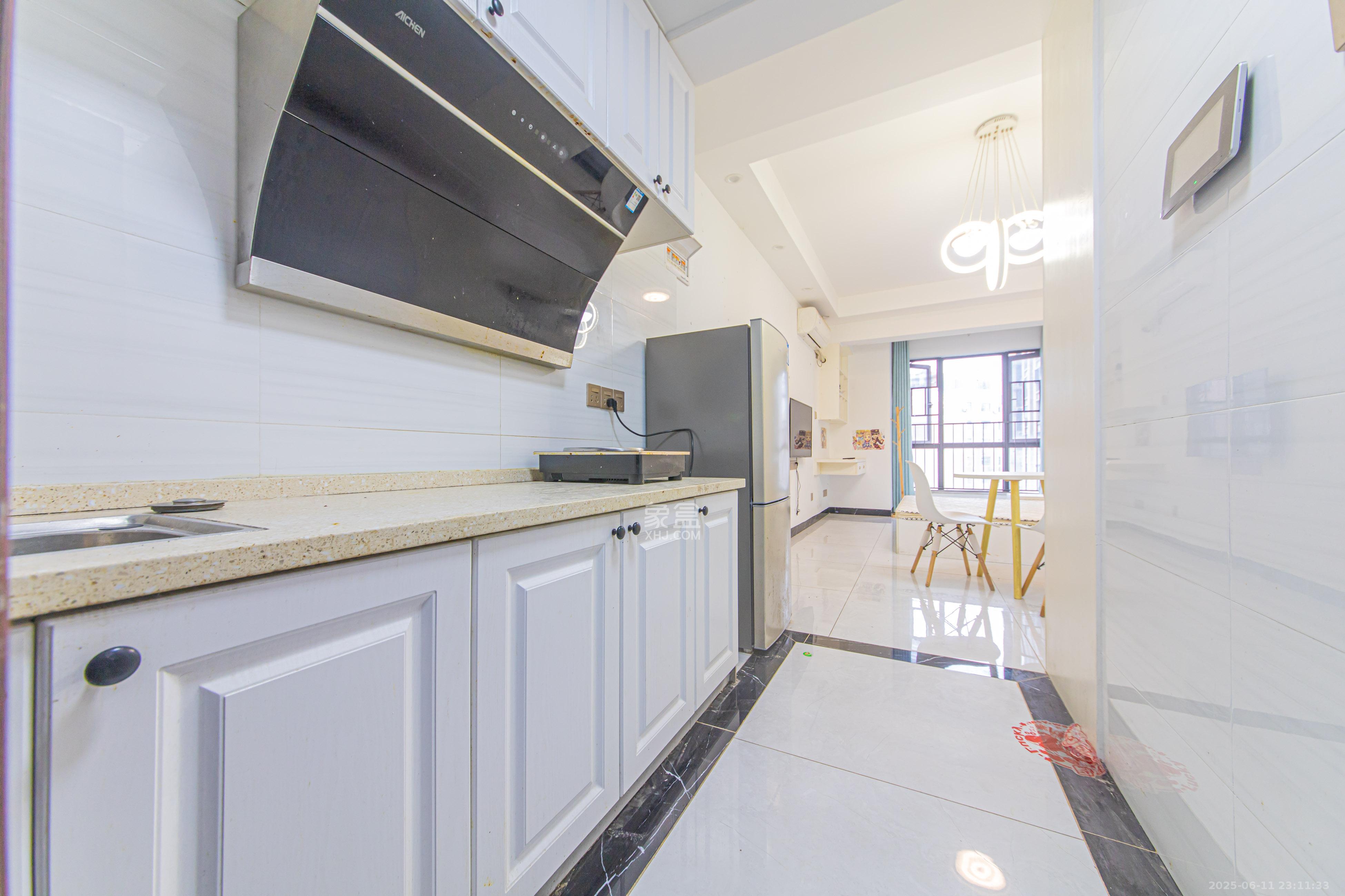 中海新城熙岸(中信新城五期) 1室0厅0卫 20.0万 中海新城熙岸(中信新城五期) 1室0厅0卫 20.0万厨房