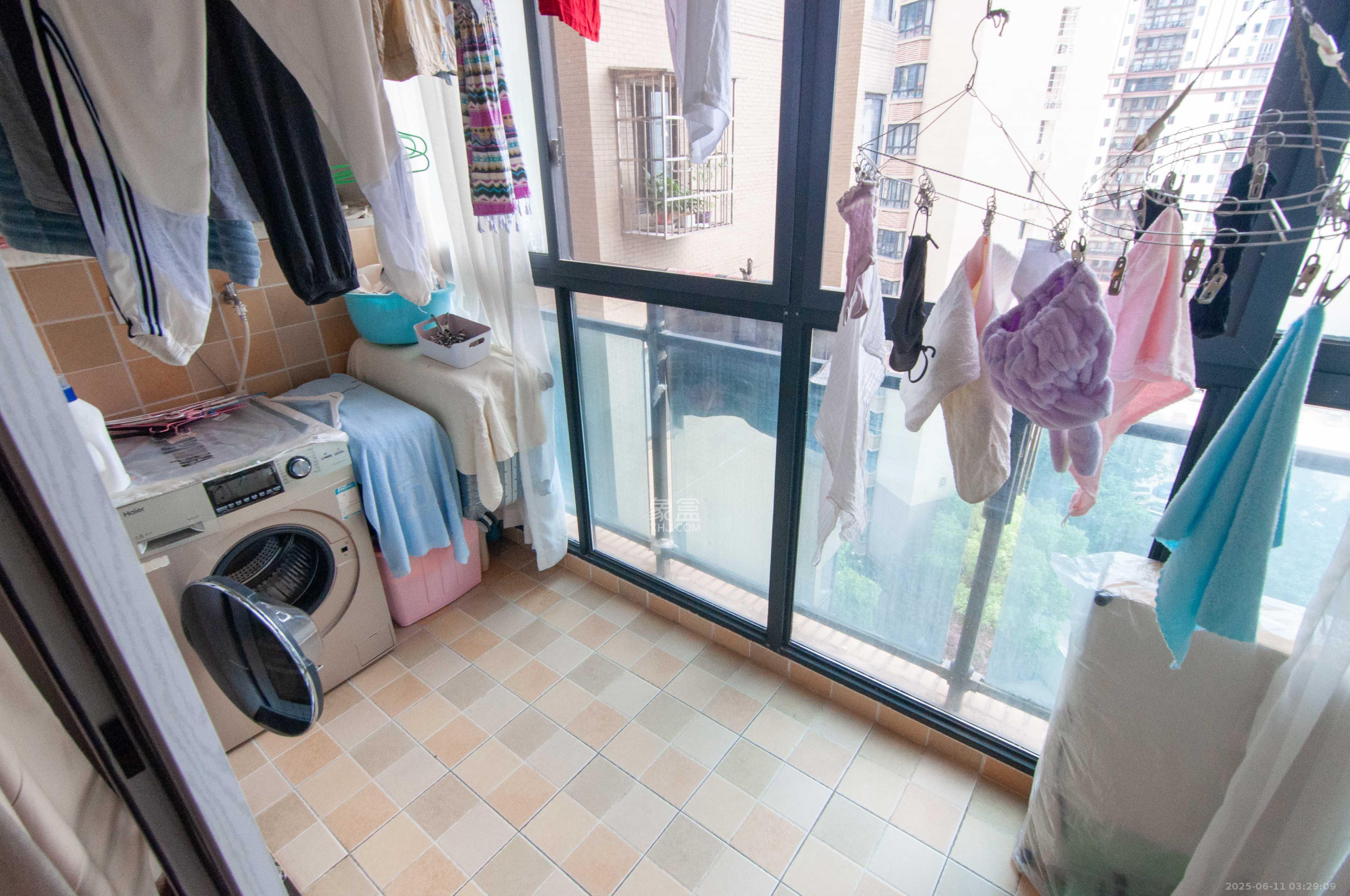 阿普阿布  3室2厅2卫   120.00万其他