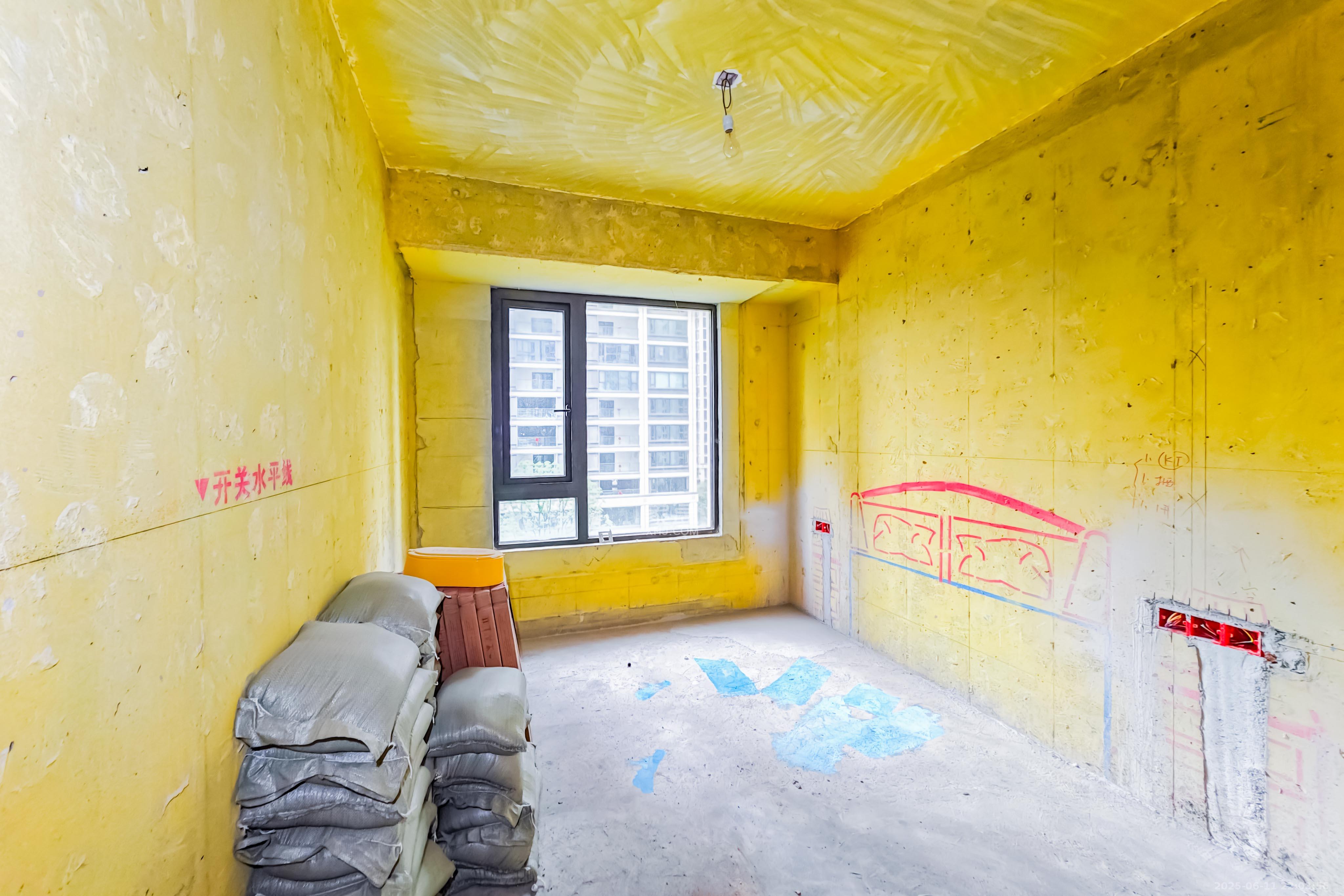 建发玖洲观澜  5室2厅2卫    280.0万其他
