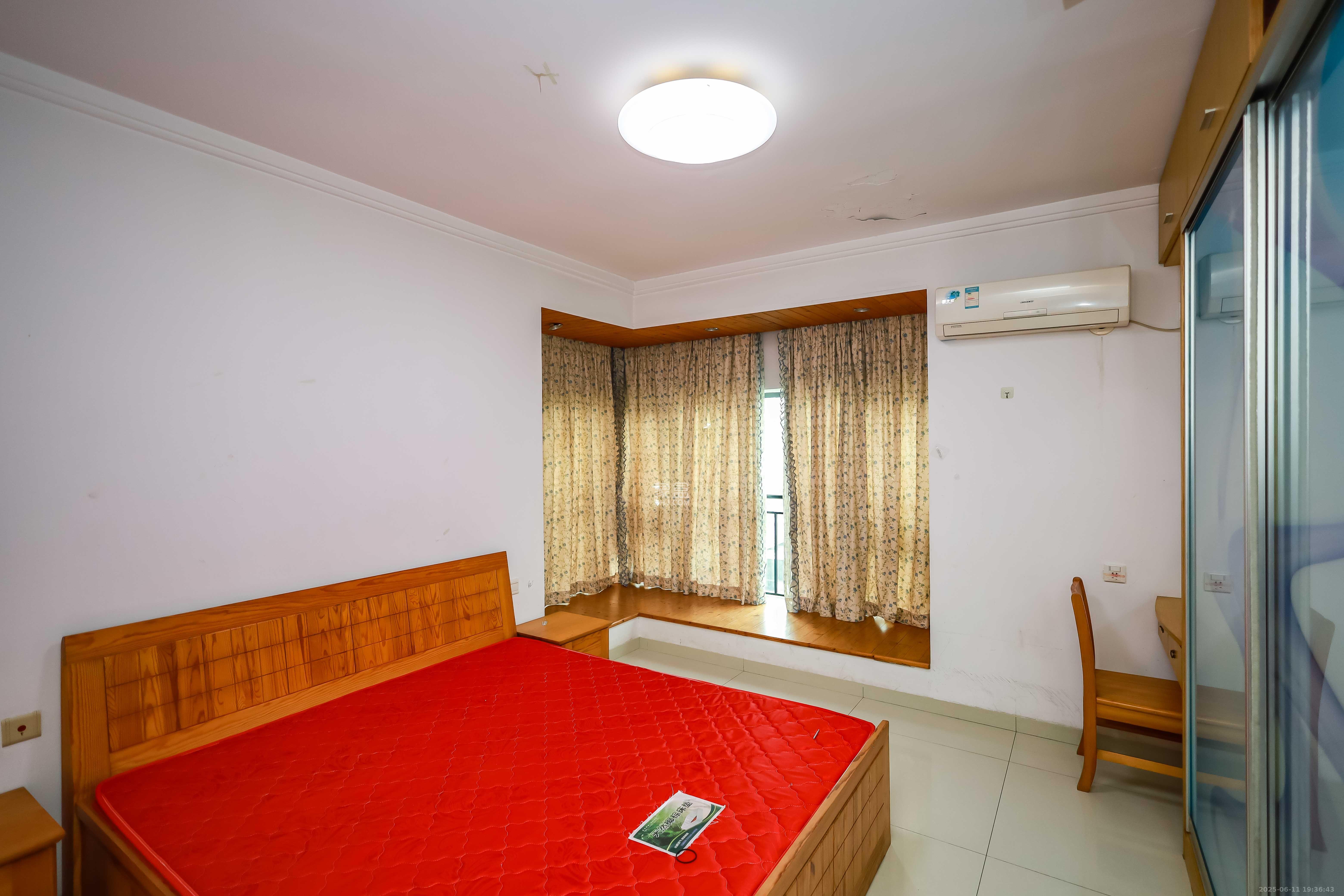 卓越蔚蓝海岸一期 2室2厅1卫 1800.0元/月 卓越蔚蓝海岸一期 2室2厅1卫 1800.0元/月室内图