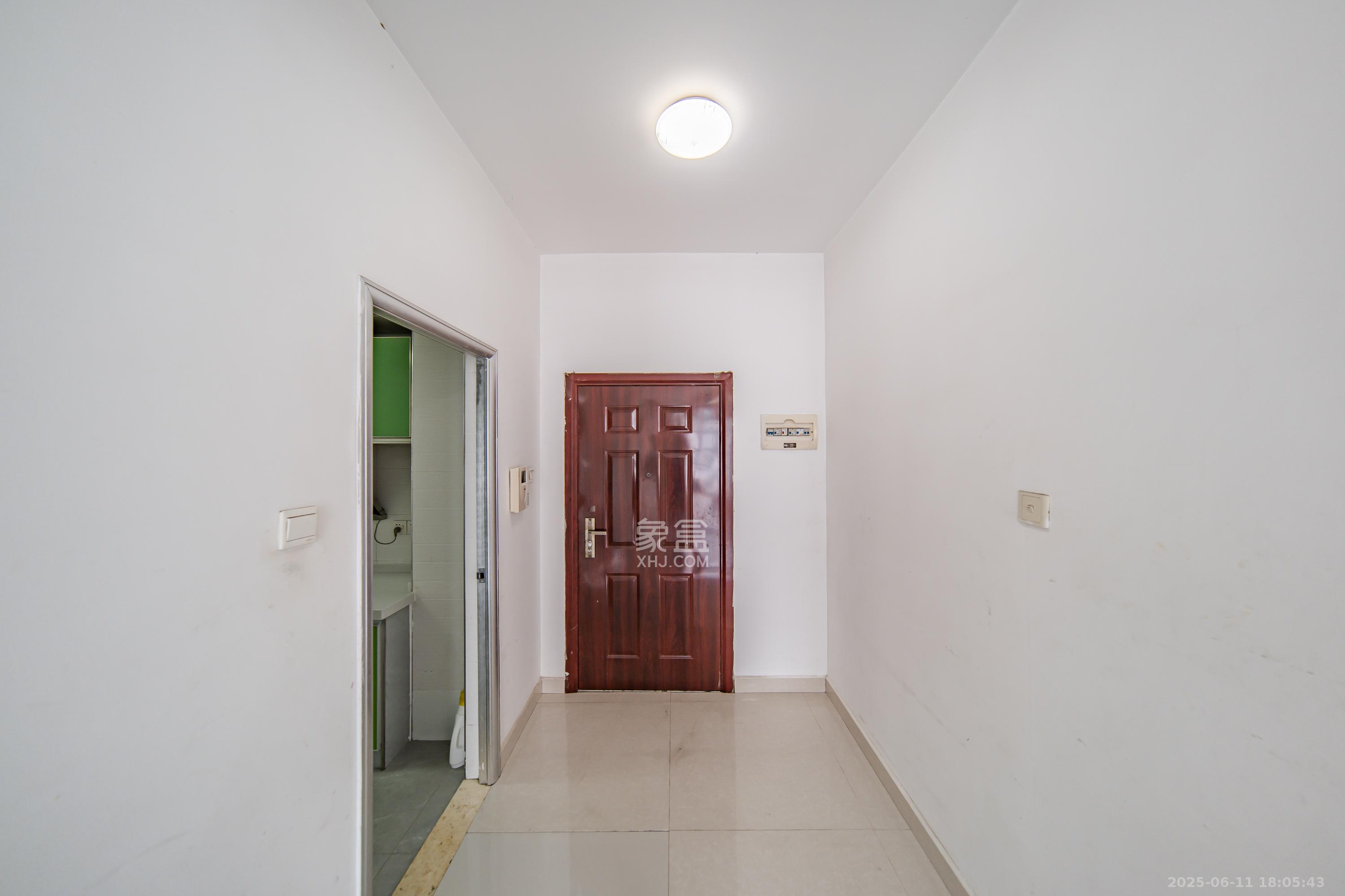 阳光100三期 2室2厅1卫 79.0万 阳光100三期 2室2厅1卫 79.0万其他