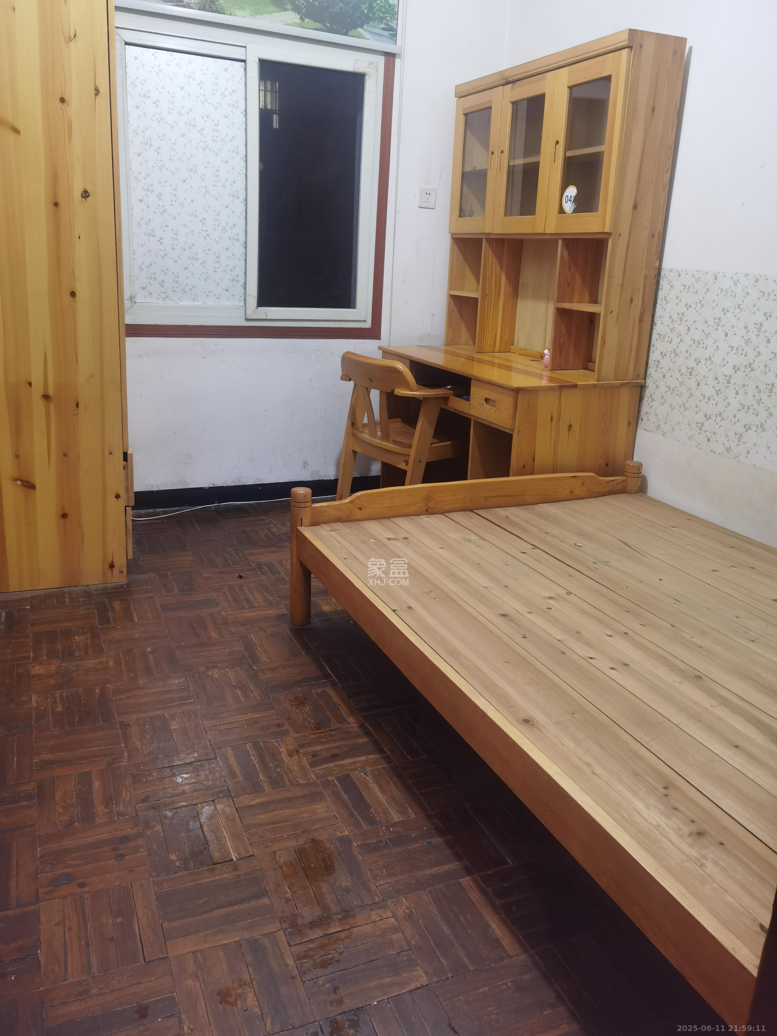 狮子山一片  2室1厅1卫   1400.00元/月室内图