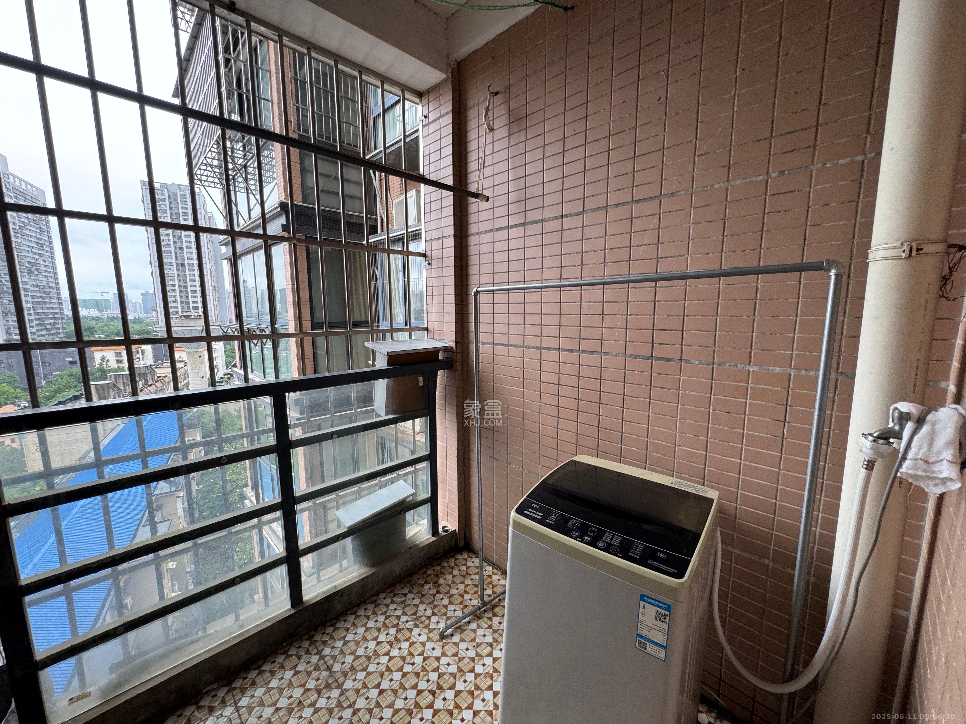 瑞都华庭（华庭美苑）  2室2厅1卫   1800.00元/月室内图