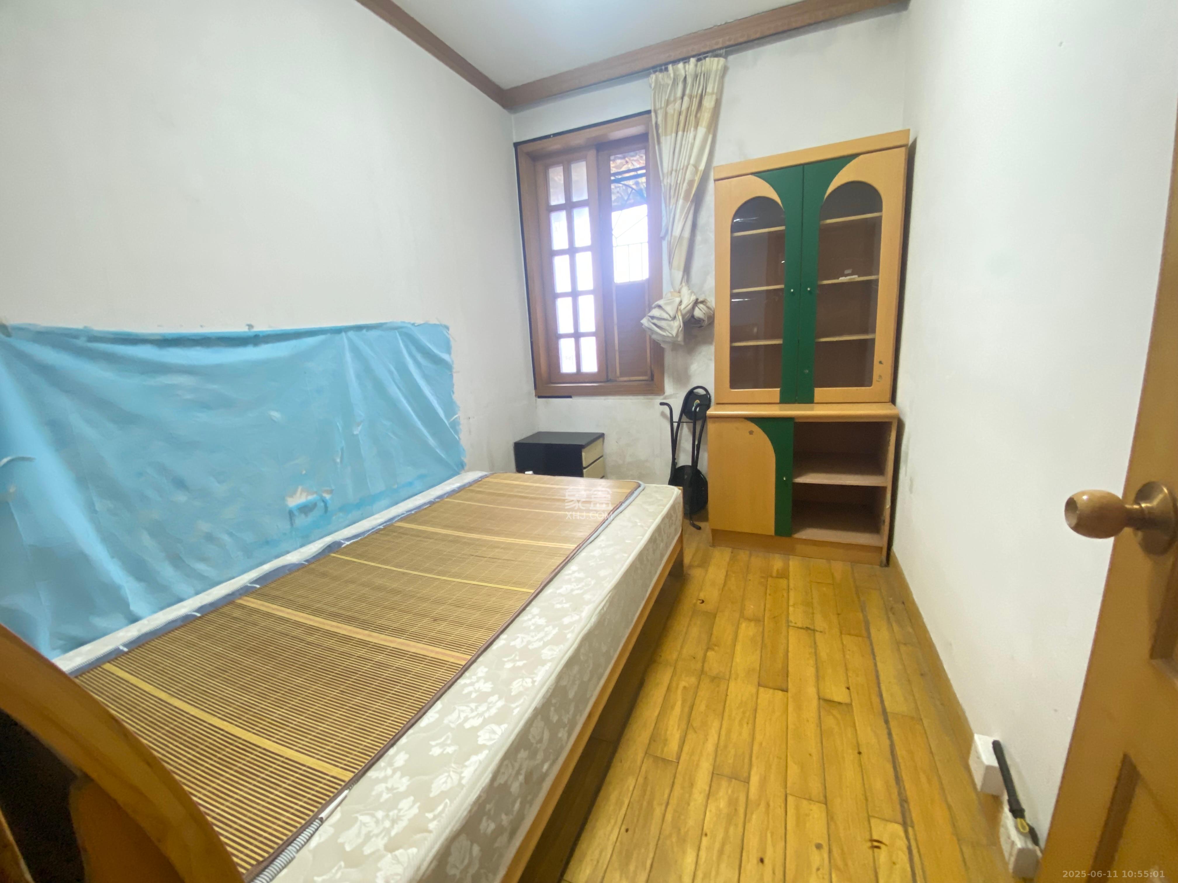 东塘电力院  2室1厅1卫    1300.0元/月 东塘电力院  2室1厅1卫    1300.0元/月室内图