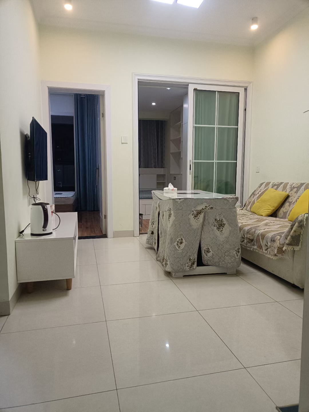 百弘学府城 2室1厅1卫 1100.0元/月 百弘学府城 2室1厅1卫 1100.0元/月室内图