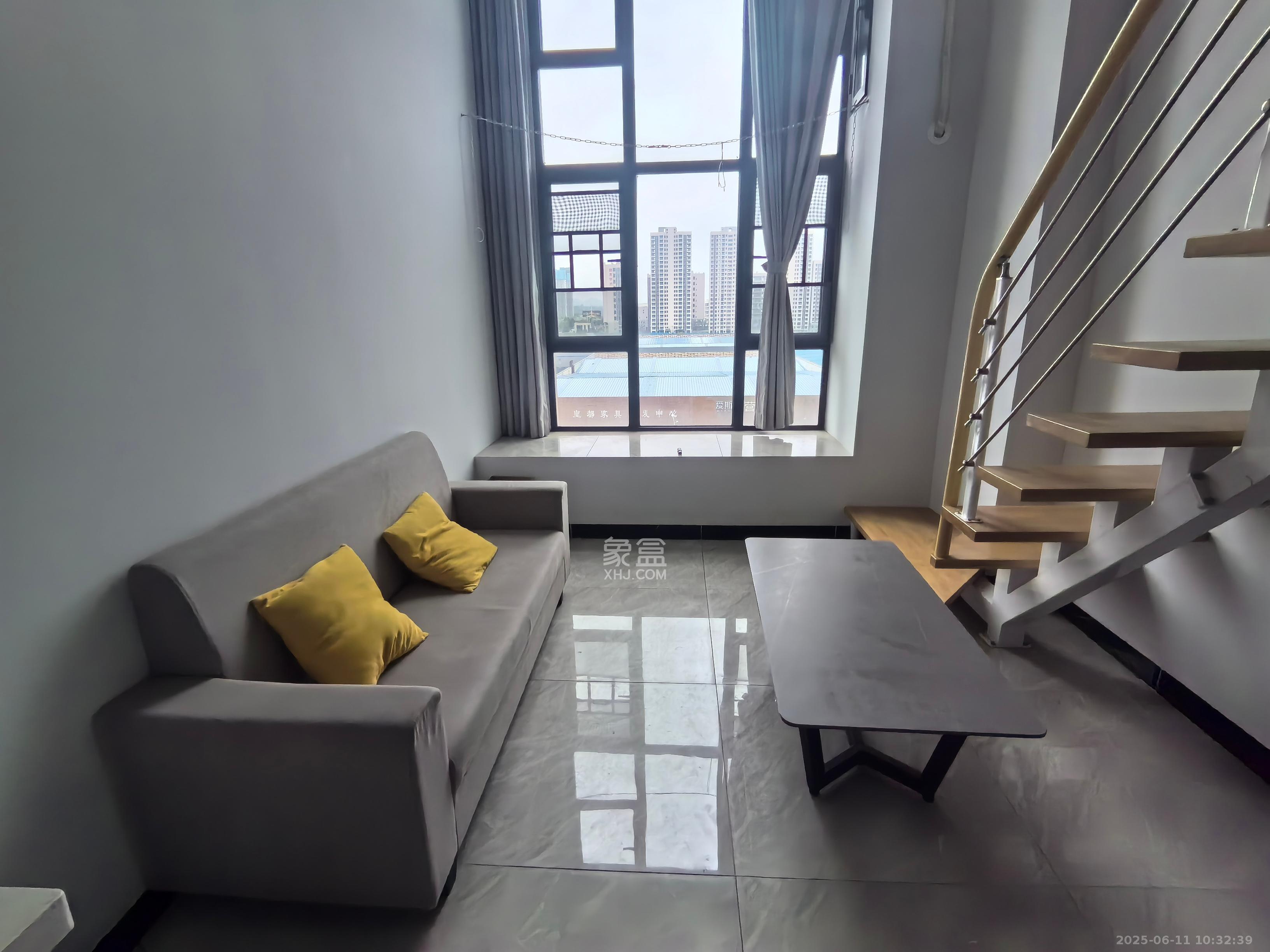 阿舍南2号(花之林大厦)  1室1厅1卫    1000.0元/月 阿舍南2号(花之林大厦)  1室1厅1卫    1000.0元/月室内图