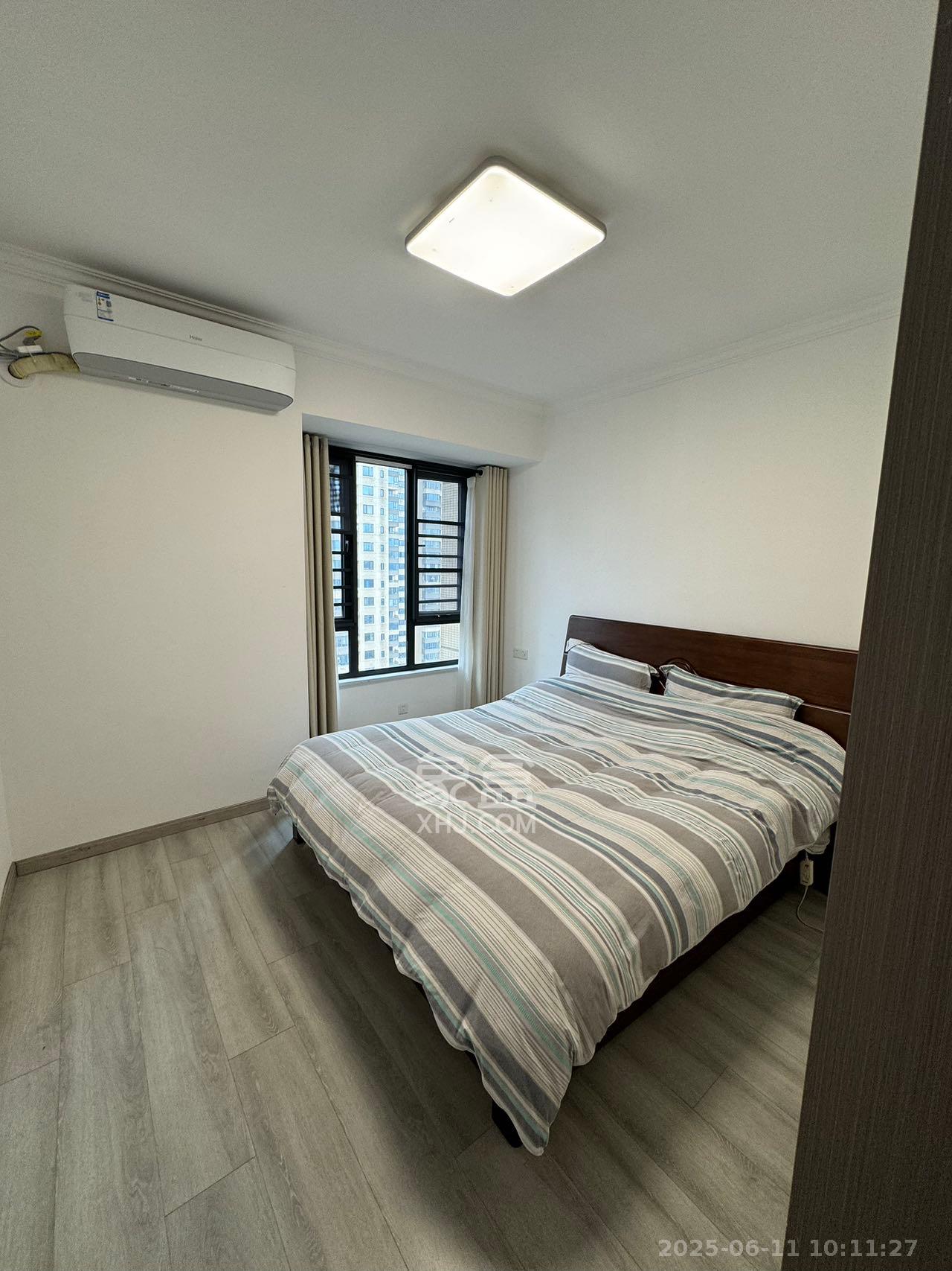 长房云时代  3室2厅2卫    3500.0元/月 长房云时代  3室2厅2卫    3500.0元/月室内图