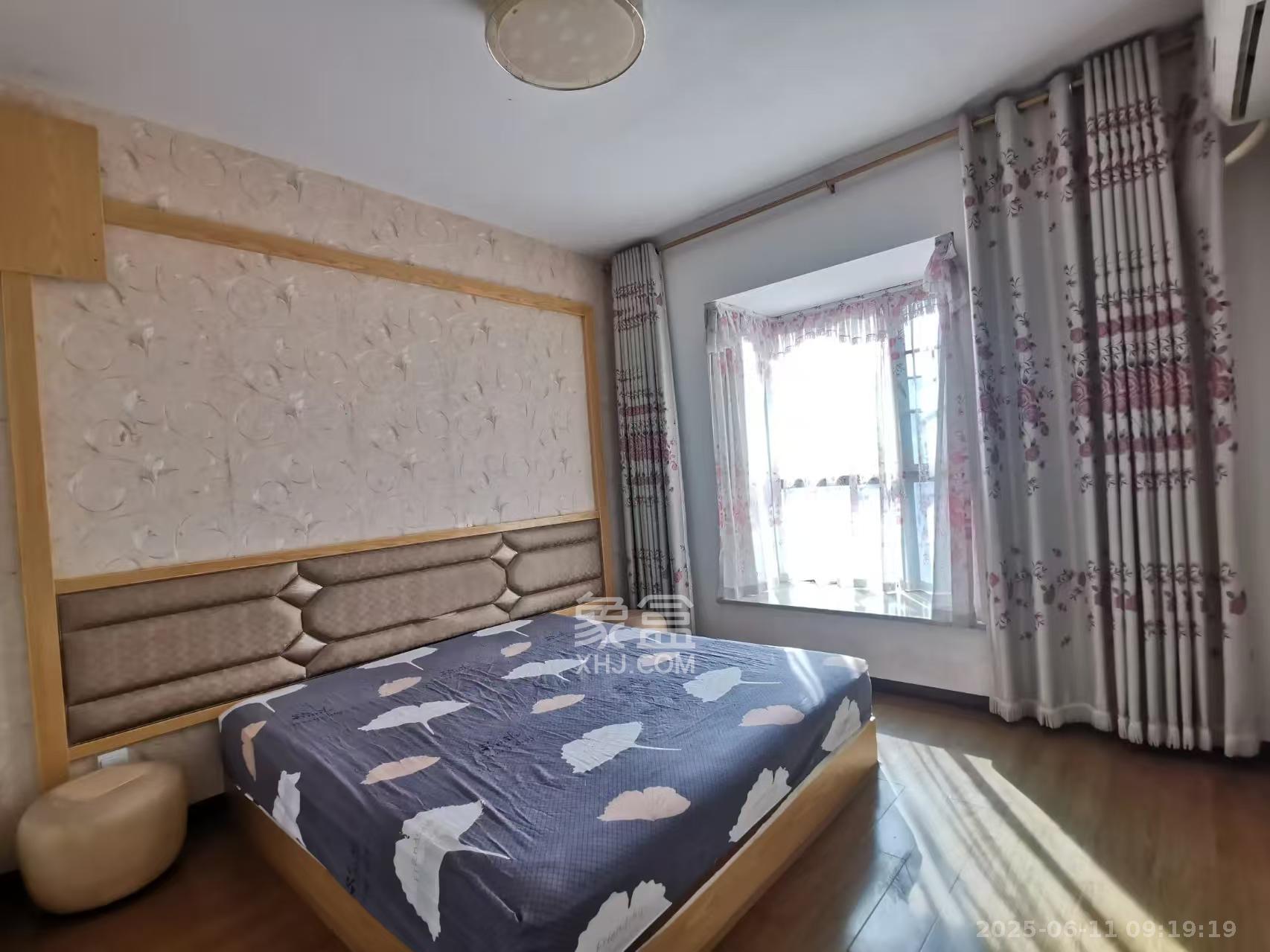 鑫远湘府华城 3室2厅2卫 3300.0元/月 鑫远湘府华城 3室2厅2卫 3300.0元/月室内图