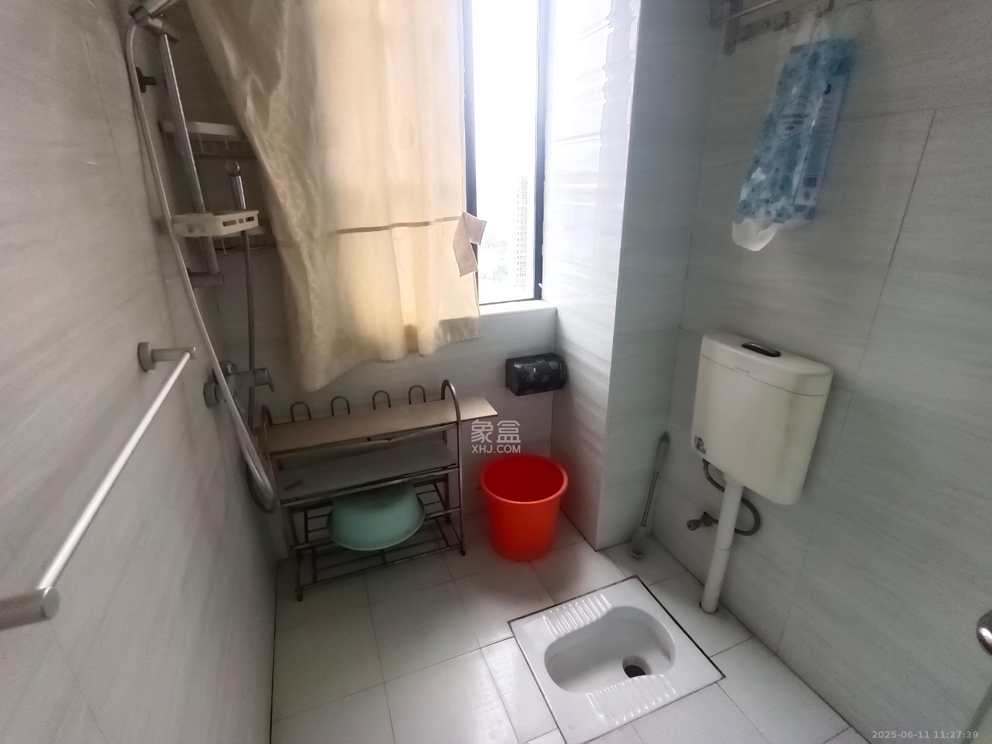 南枫时光  4室2厅2卫    3200.0元/月室内图